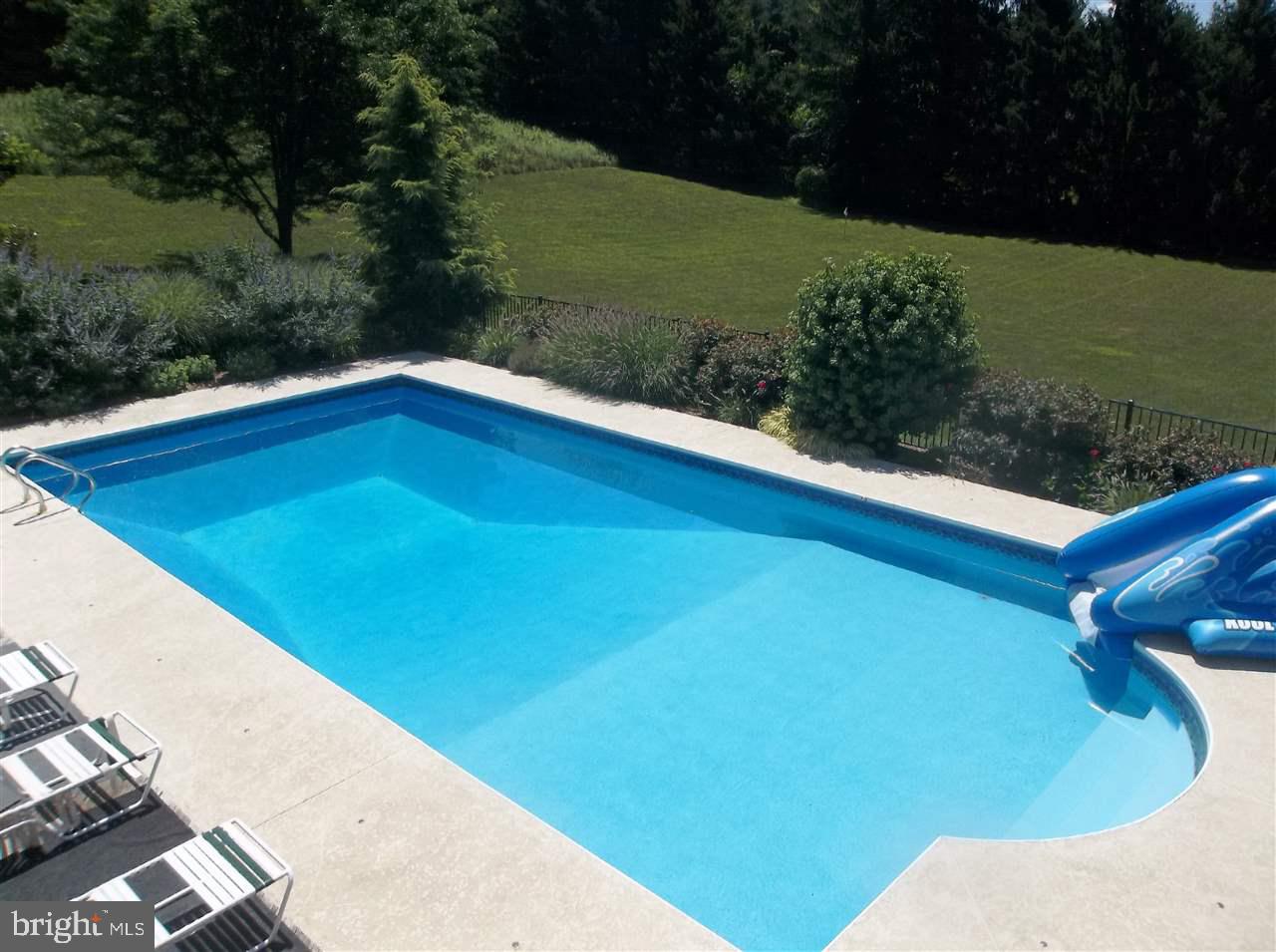 HERITAGE FARMS - Residential