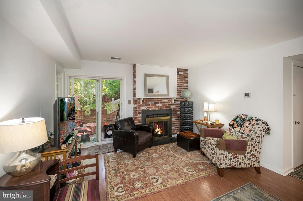 Photo of 2921 - A S Woodley Street #1, ARLINGTON, VA 22206 (MLS # VAAR2065354)
