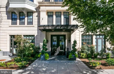 1011 M Street NW Unit 903, Washington, DC MLS: DCDC2163114