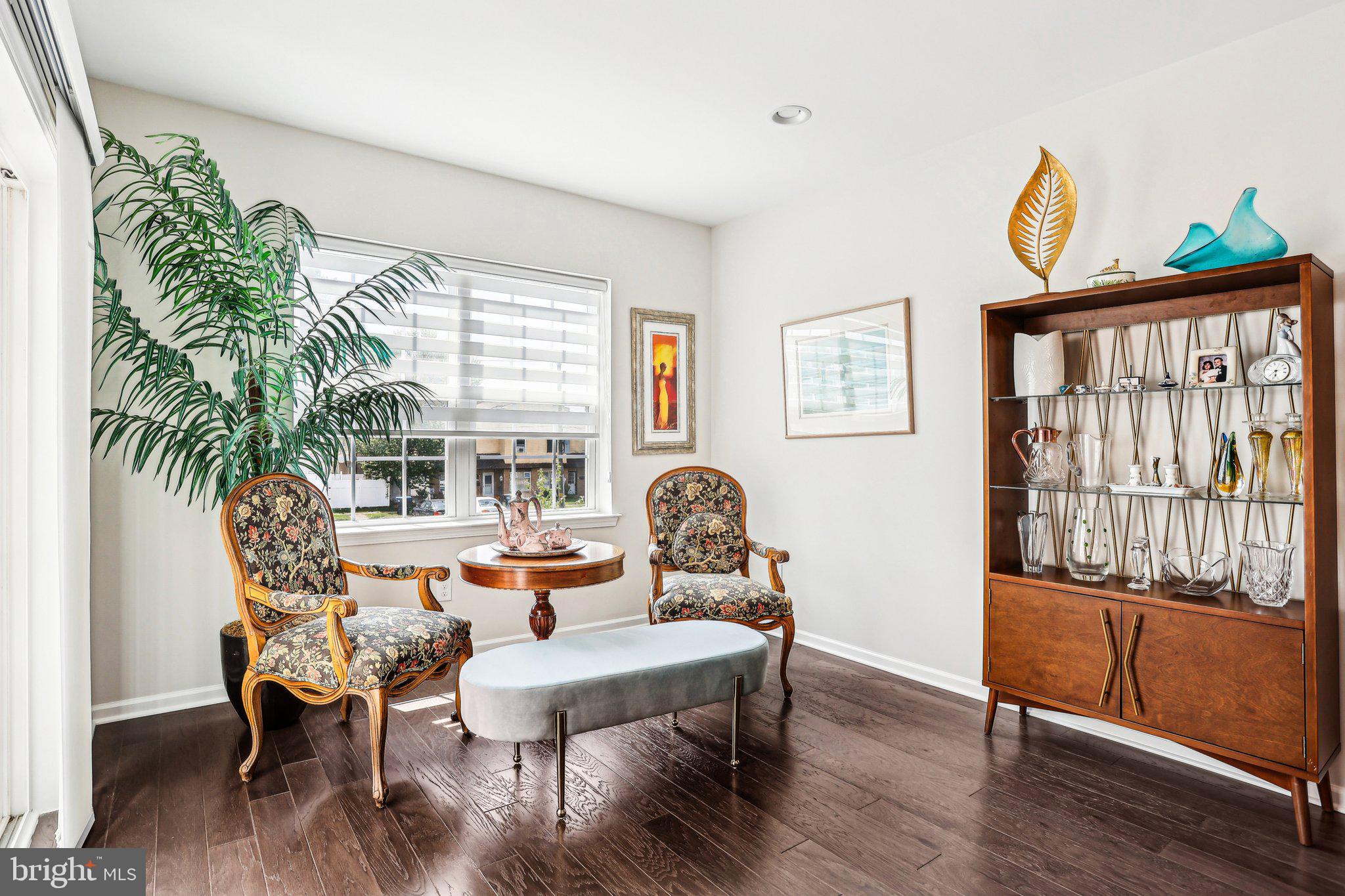 HIGH GROVE - Residential