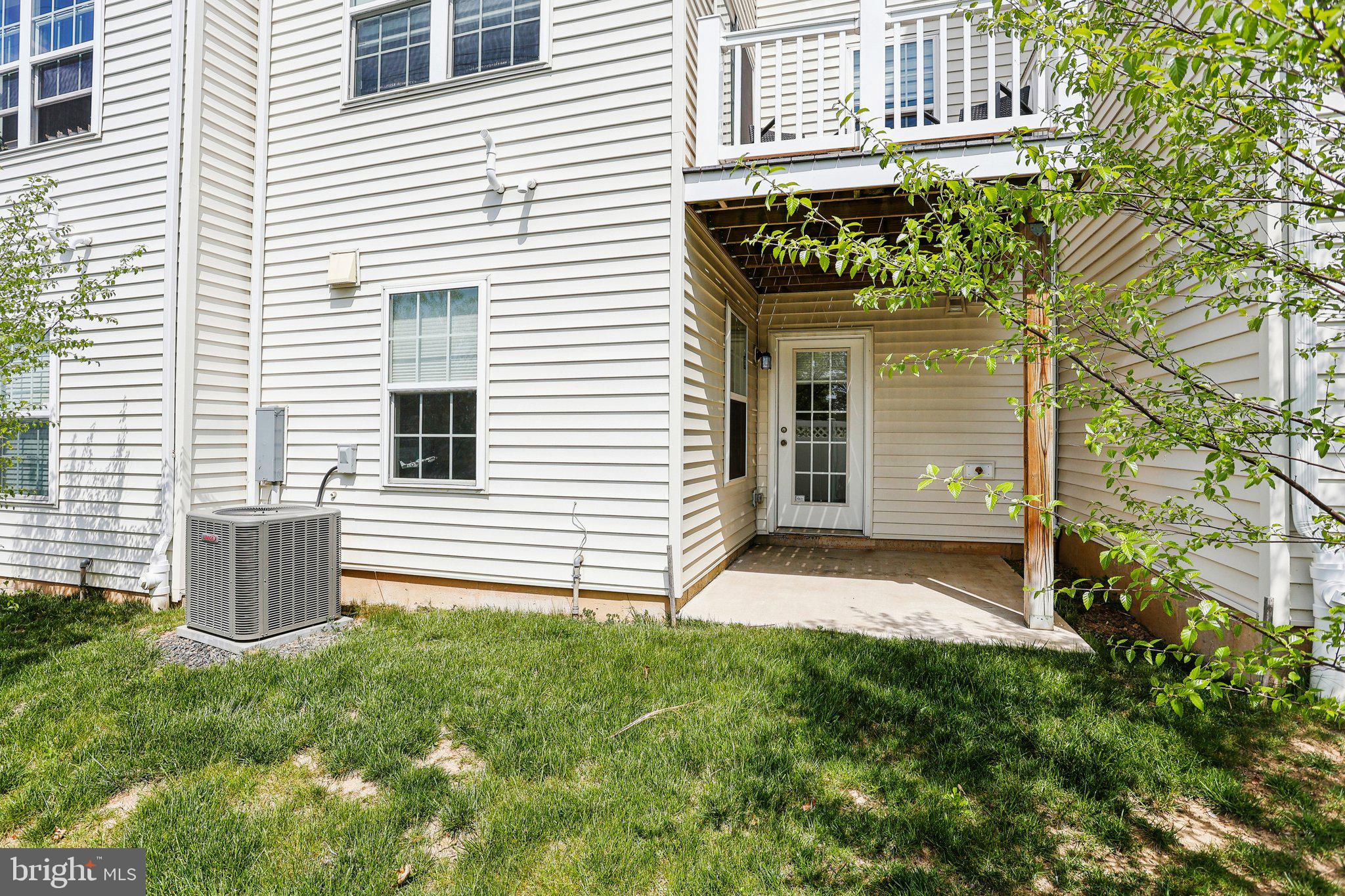 HIGH GROVE - Residential