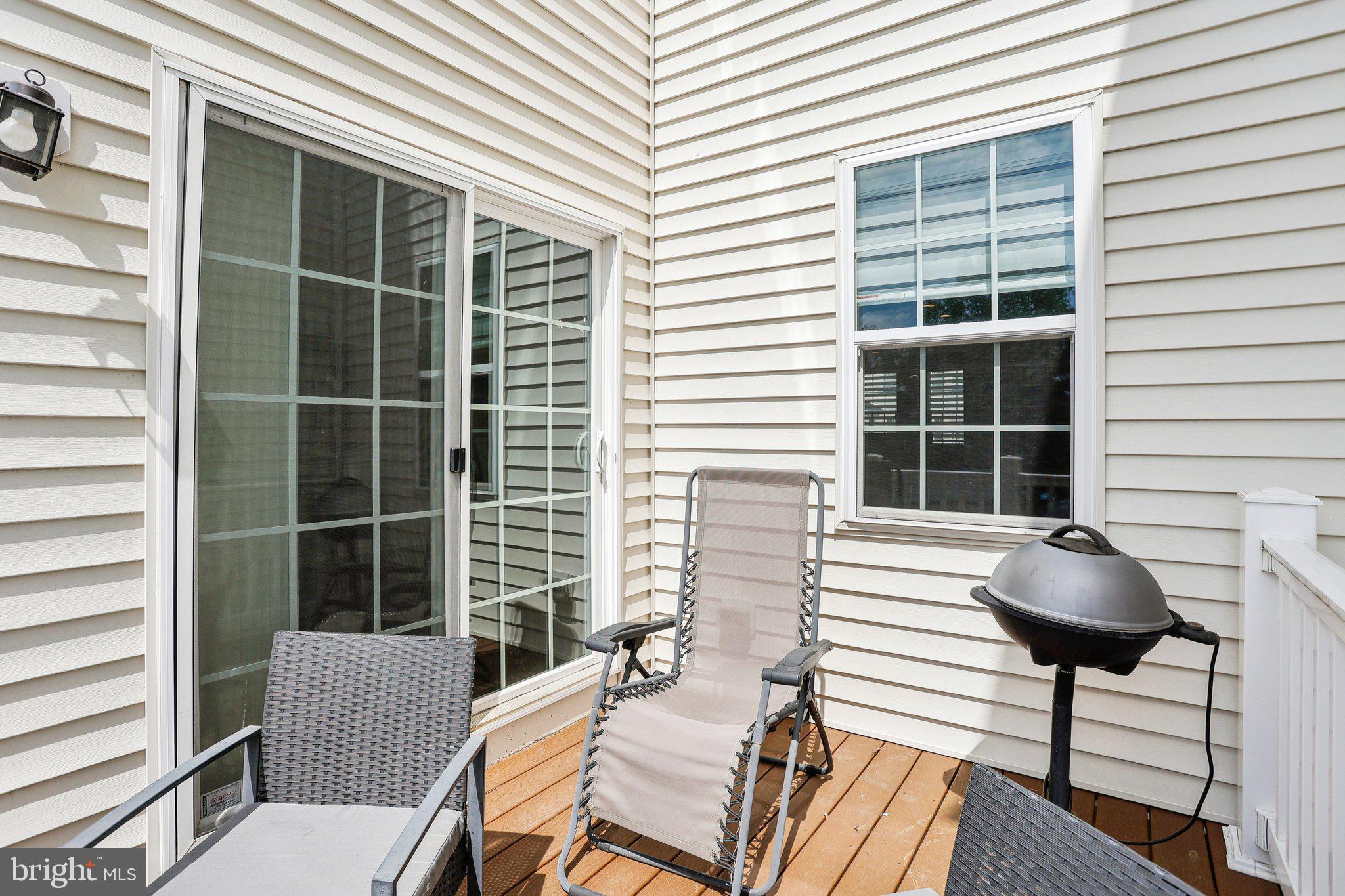 HIGH GROVE - Residential