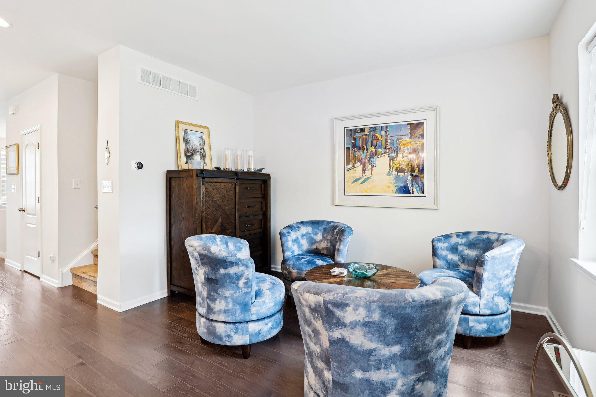 HIGH GROVE - Residential