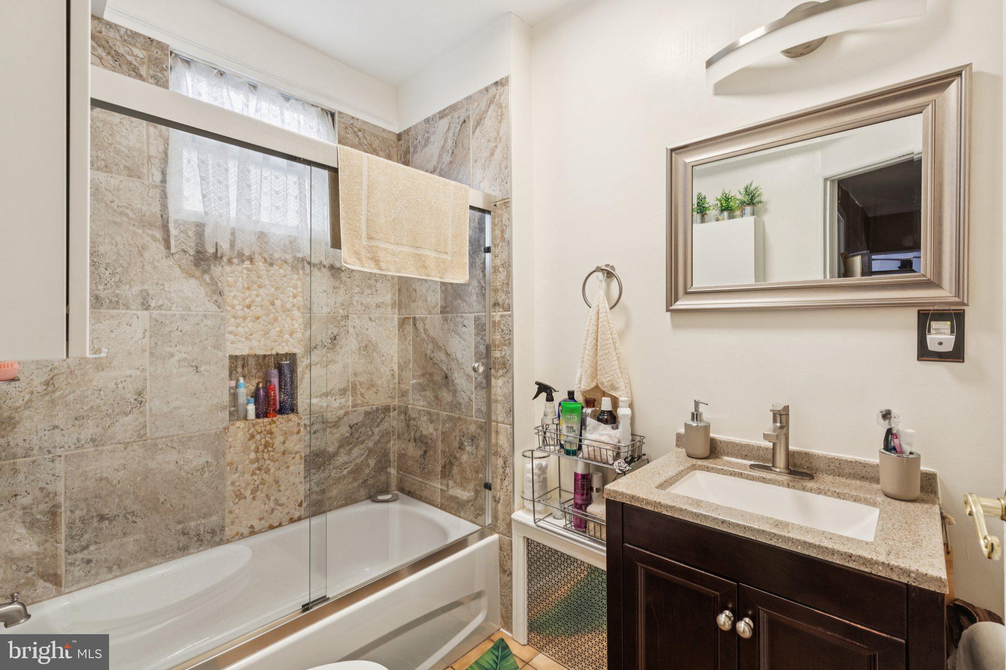 PASSYUNK SQUARE - Residential