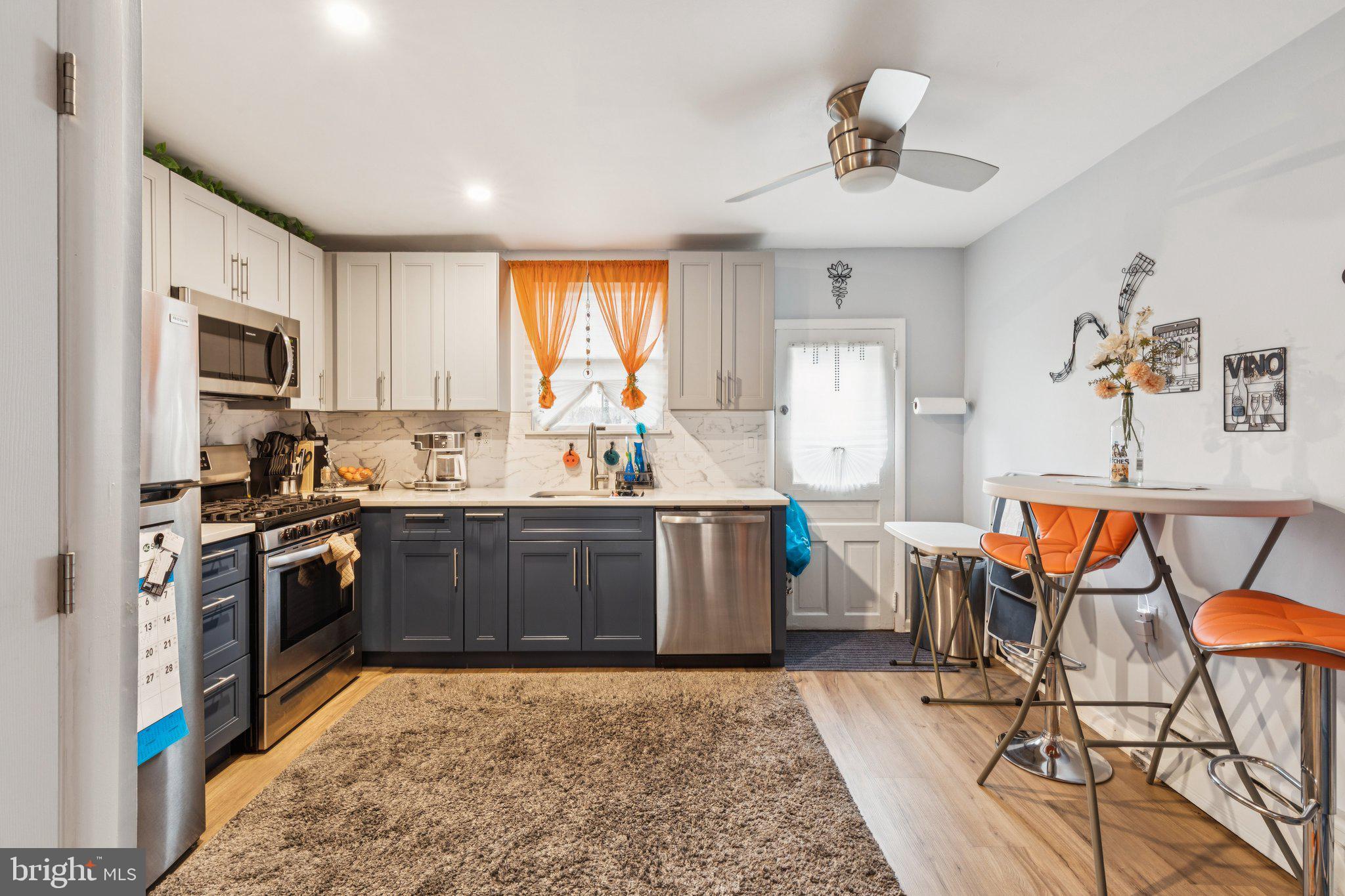 PASSYUNK SQUARE - Residential