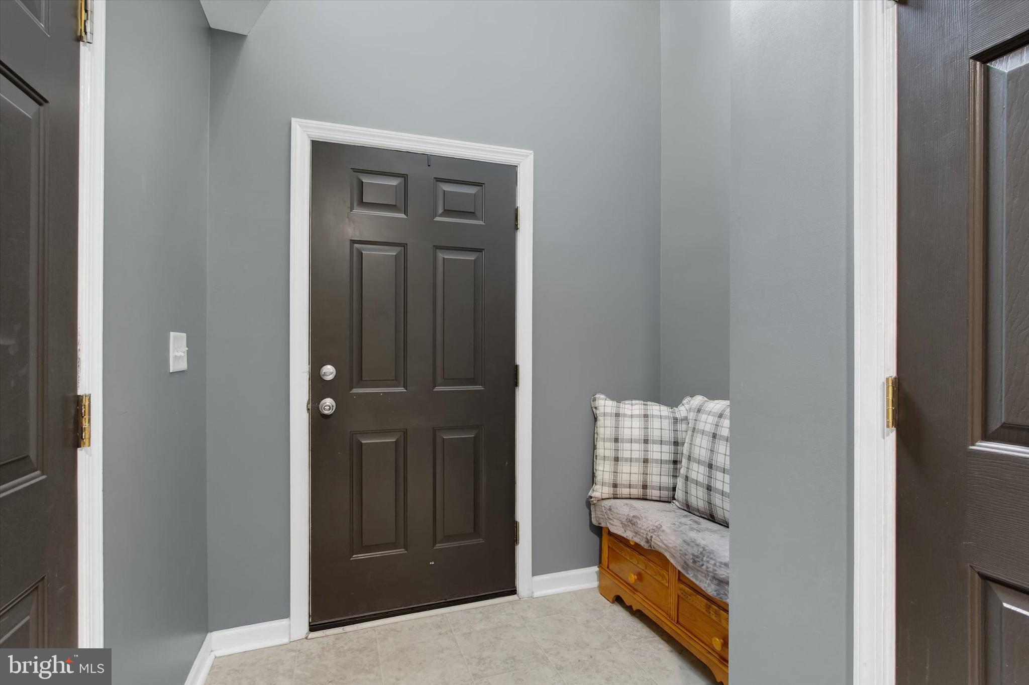 2718 HUNT CLUB DRIVE 3