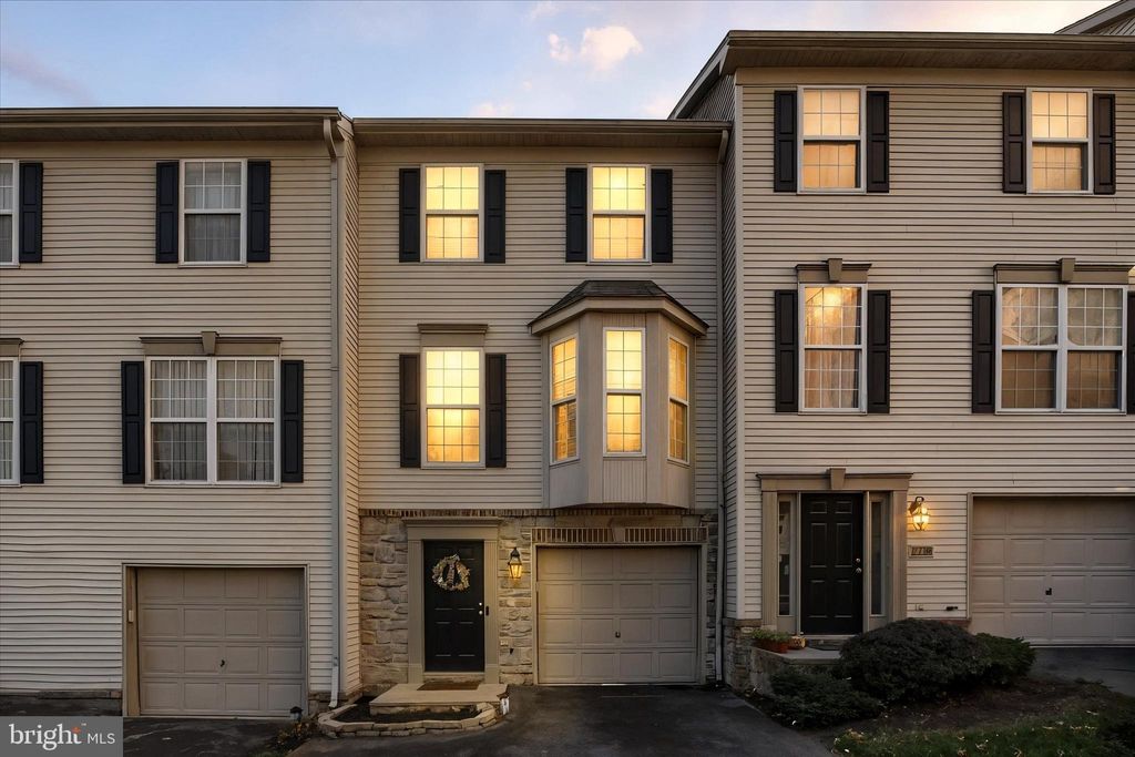 Photo of 2718 Hunt Club Drive #3, YORK, PA 17402 (MLS # PAYK2092362)
