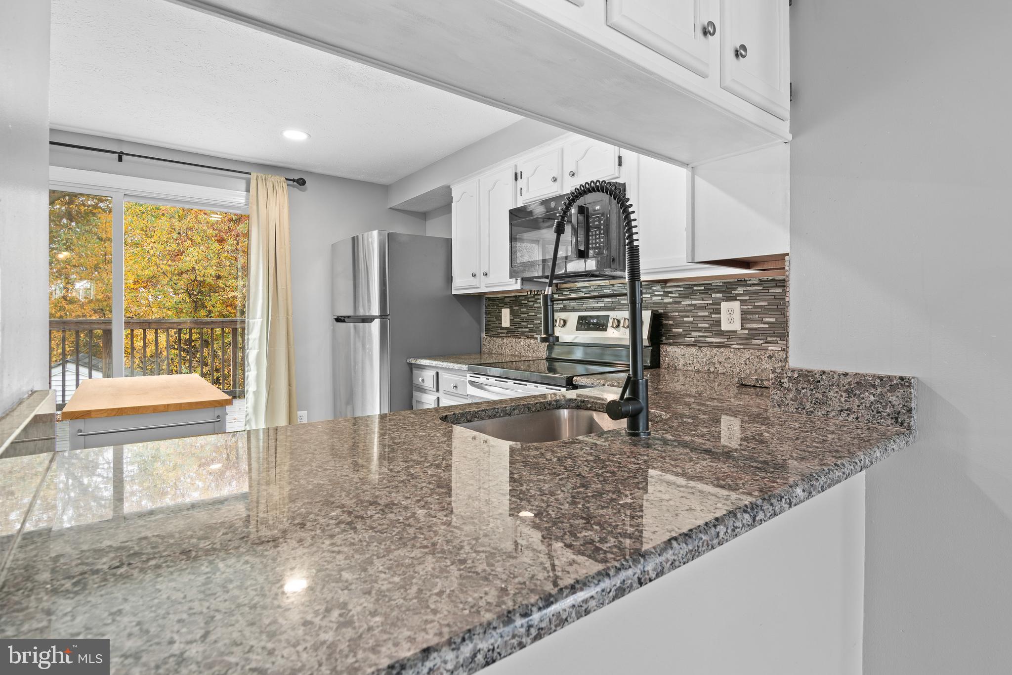 RIVERSIDE - Residential