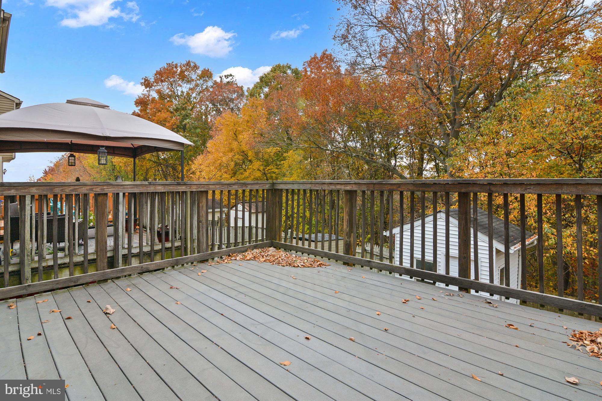 RIVERSIDE - Residential