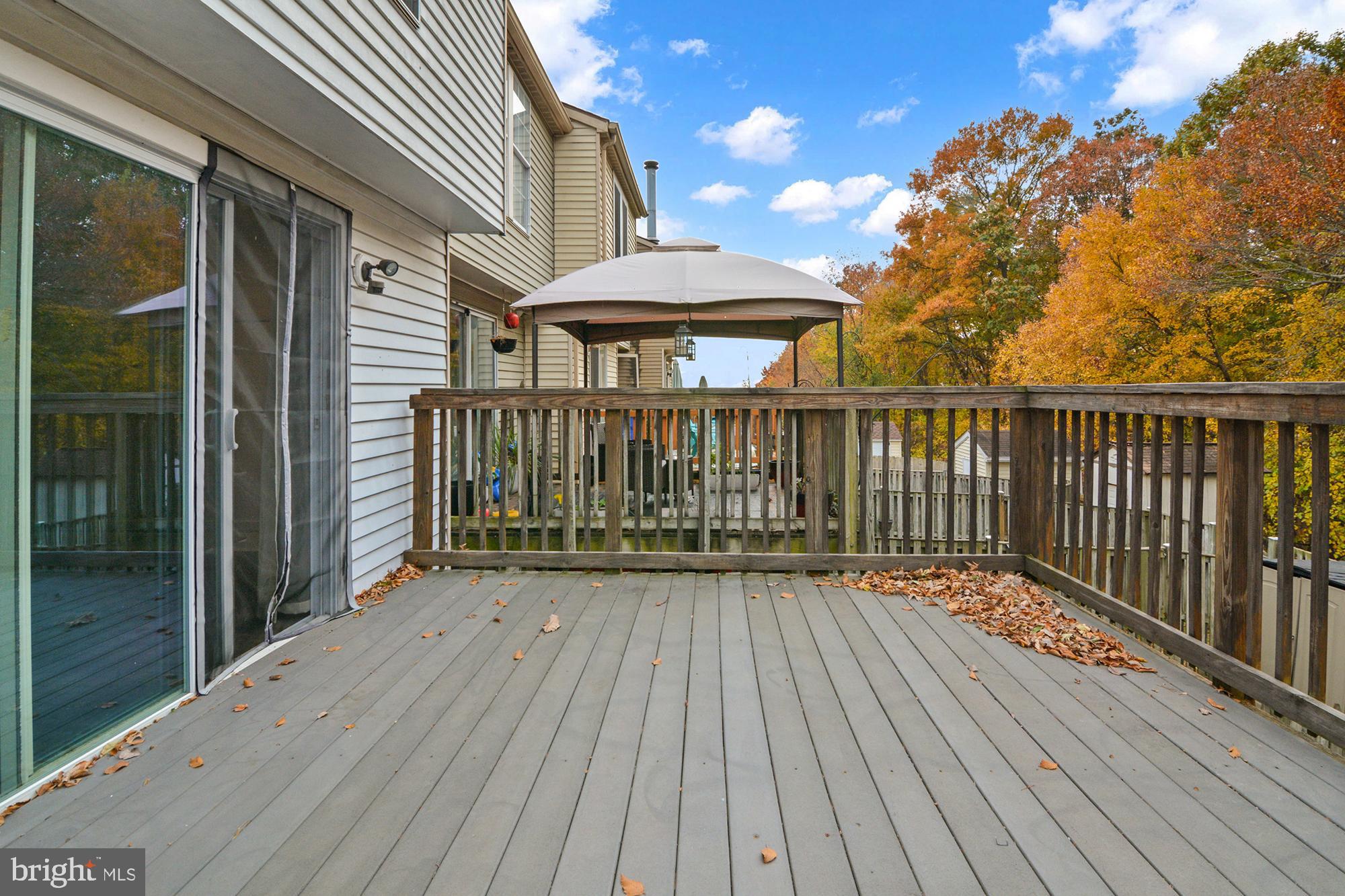 RIVERSIDE - Residential