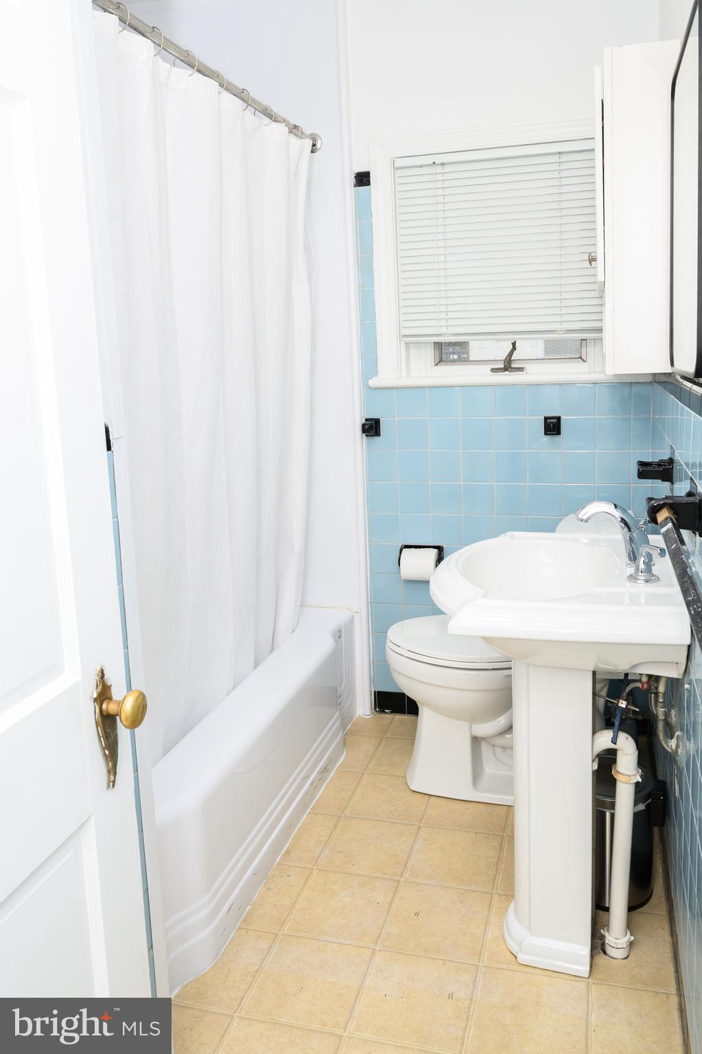 GULPH MILLS VIL - Residential