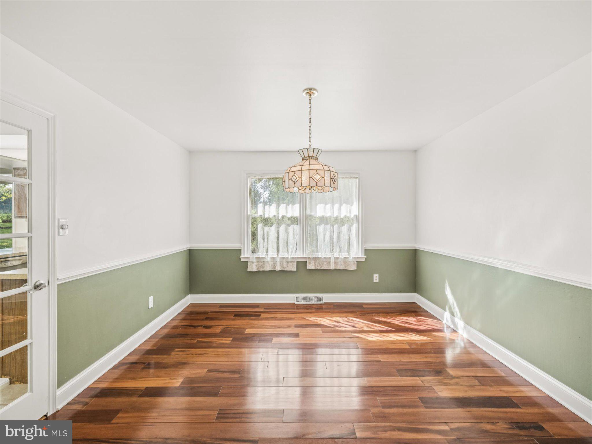 11 QUAIL RUN LANE