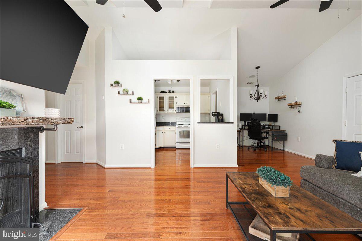 106 TIMBERLAKE TERRACE 10