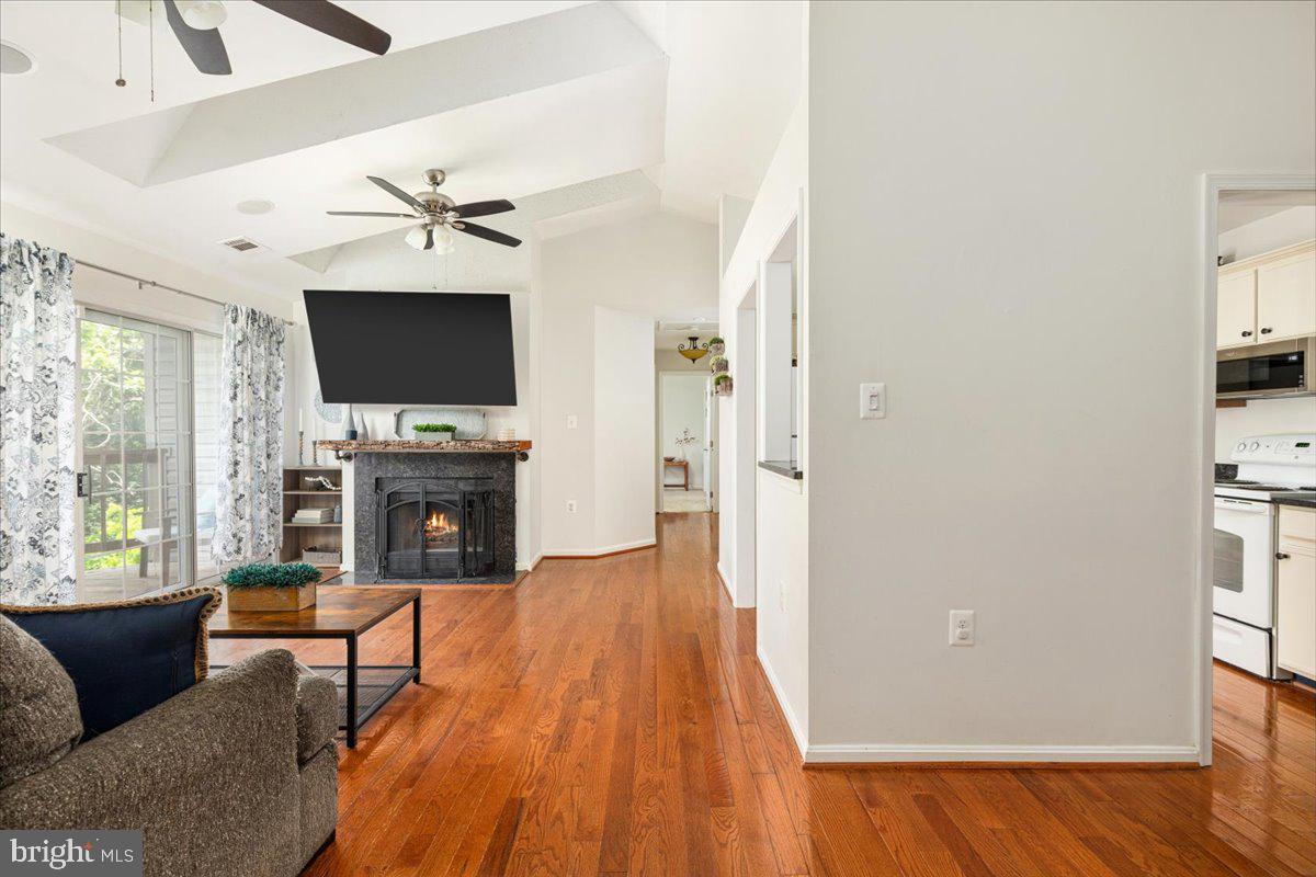 106 TIMBERLAKE TERRACE 10