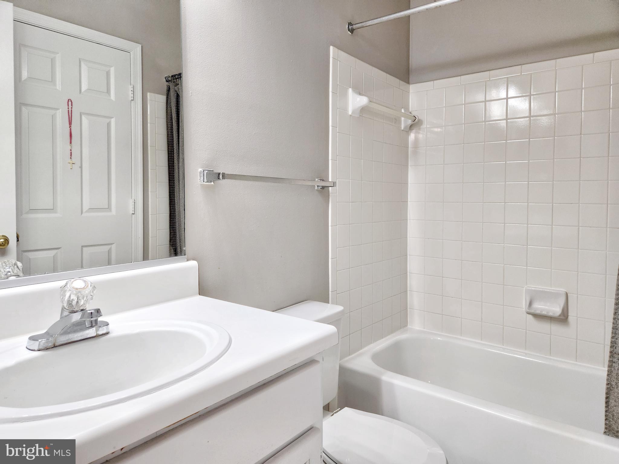 SANDERLING CONDO - Residential