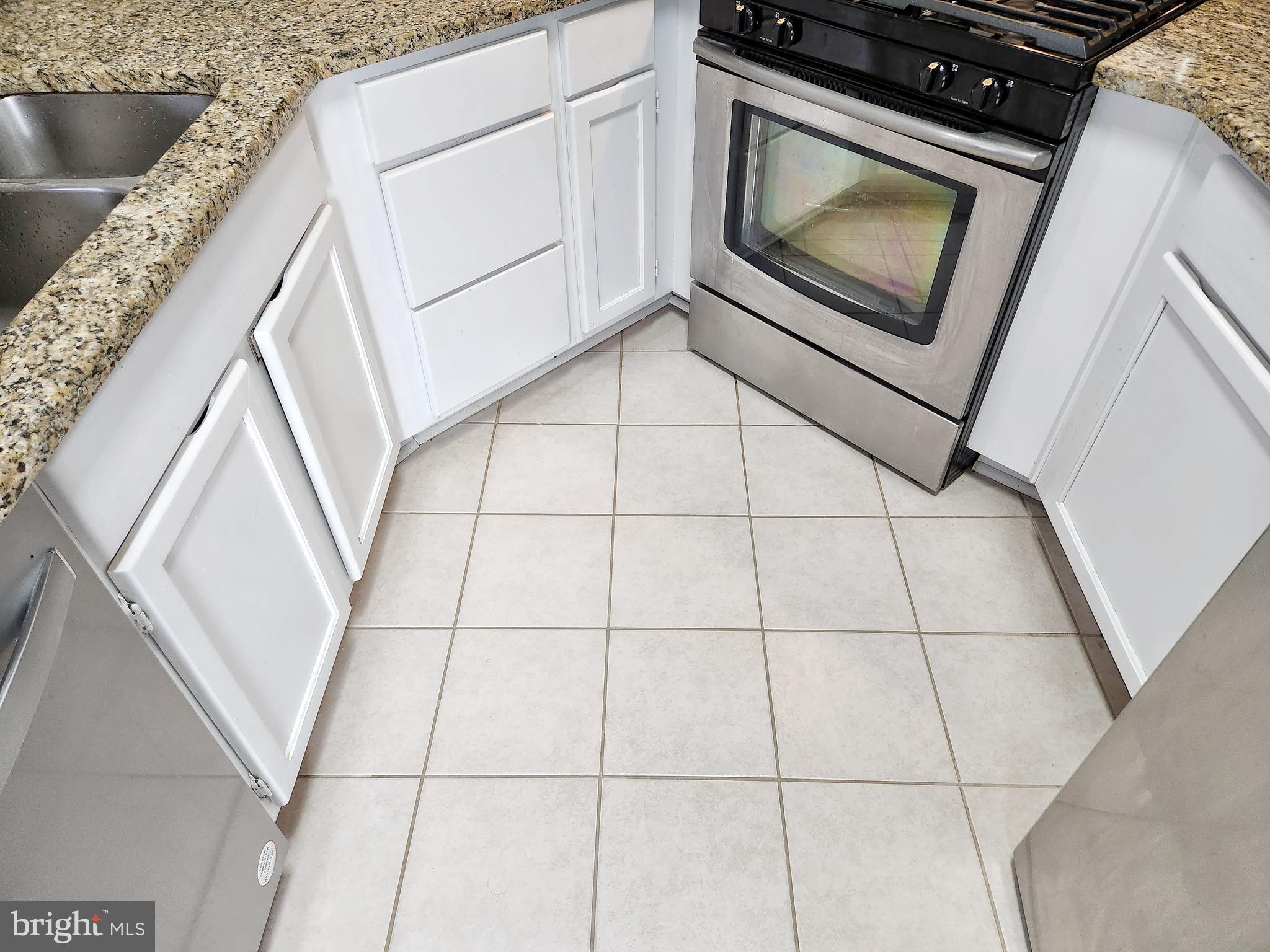 SANDERLING CONDO - Residential