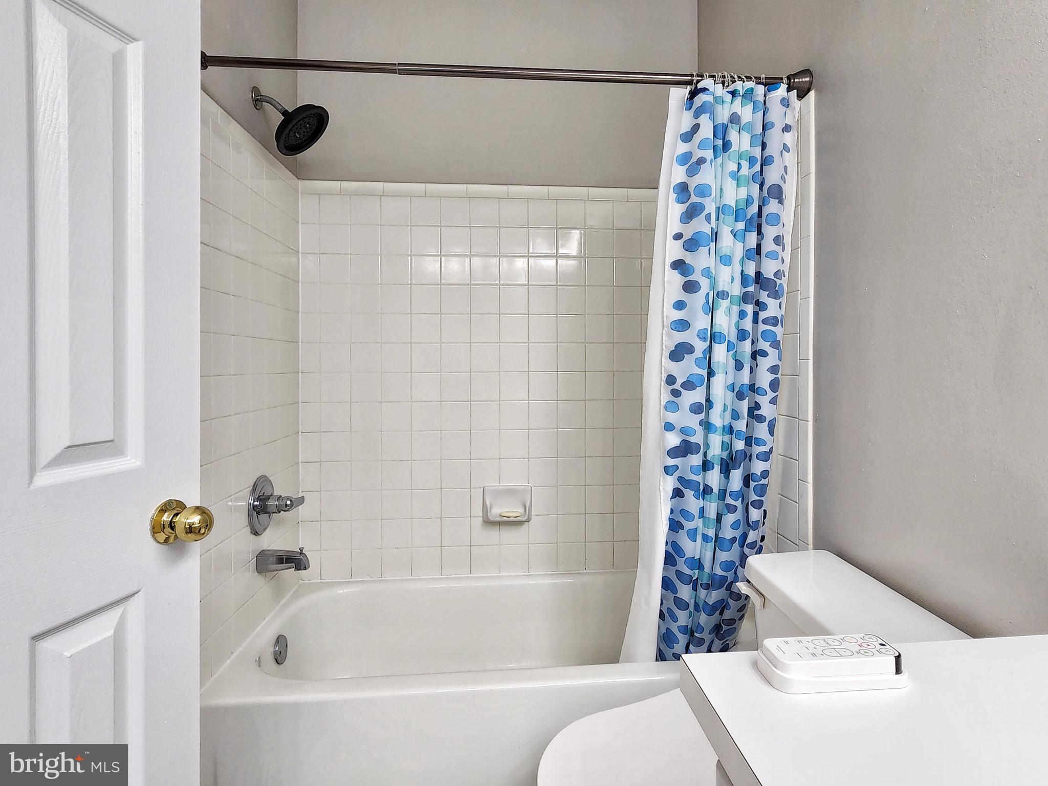 SANDERLING CONDO - Residential