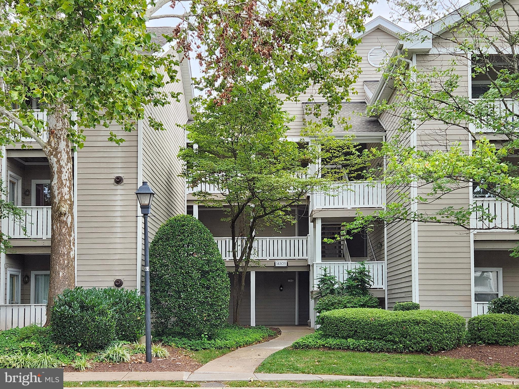 SANDERLING CONDO - Residential