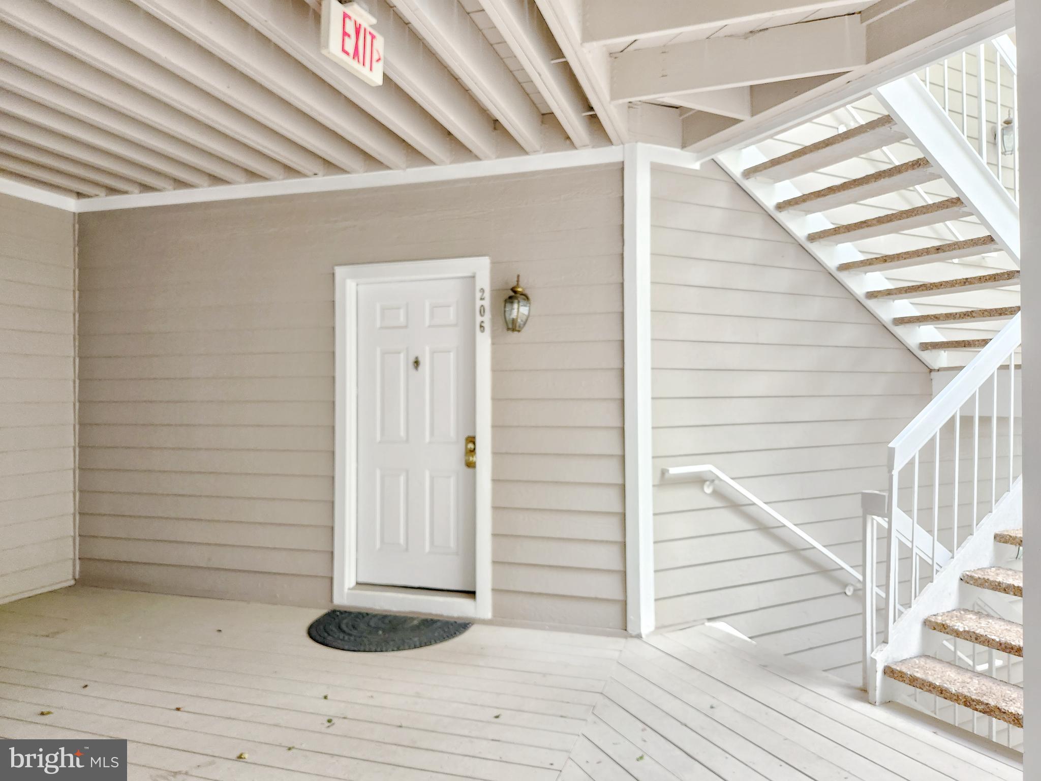 SANDERLING CONDO - Residential