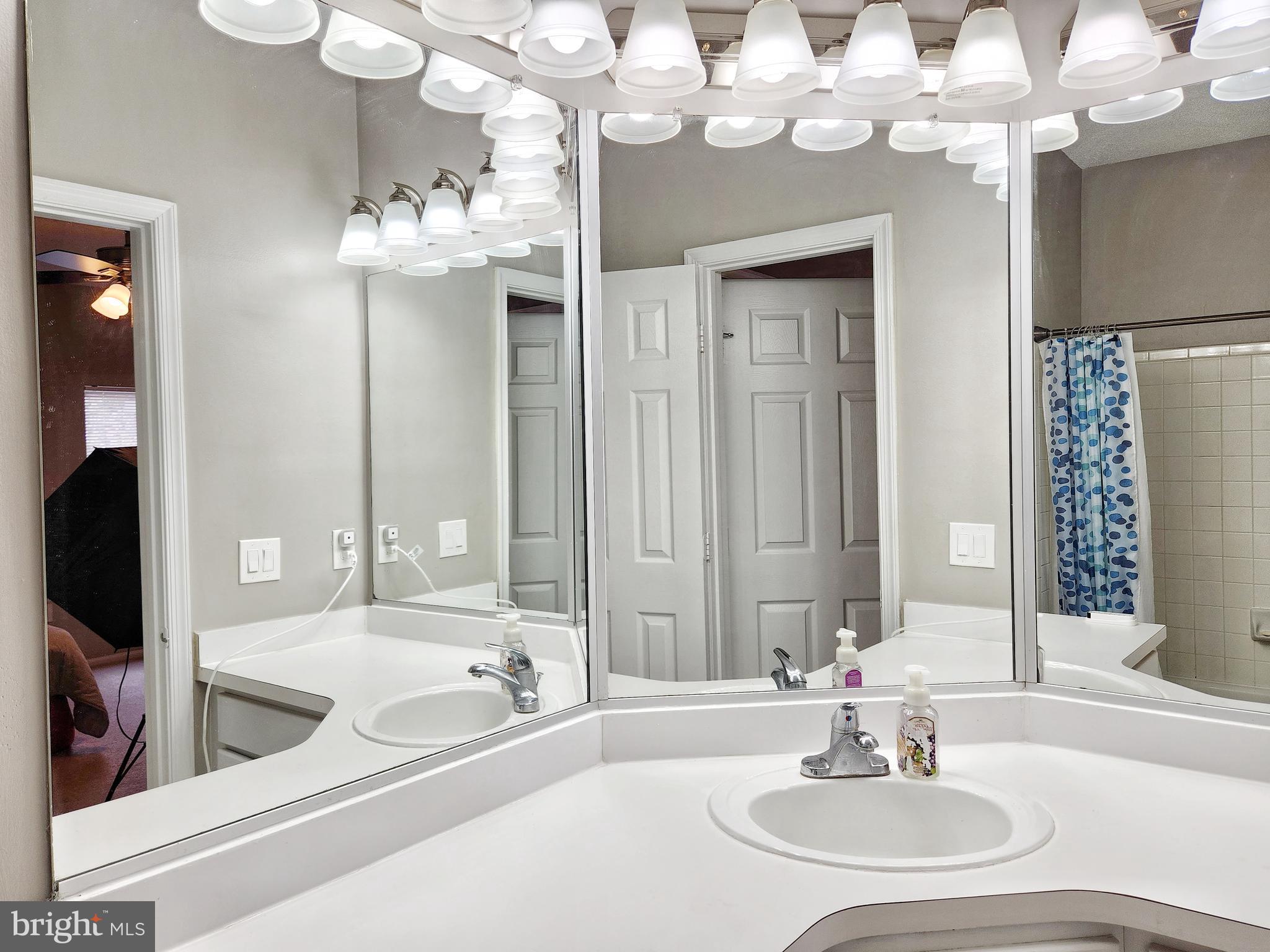 SANDERLING CONDO - Residential