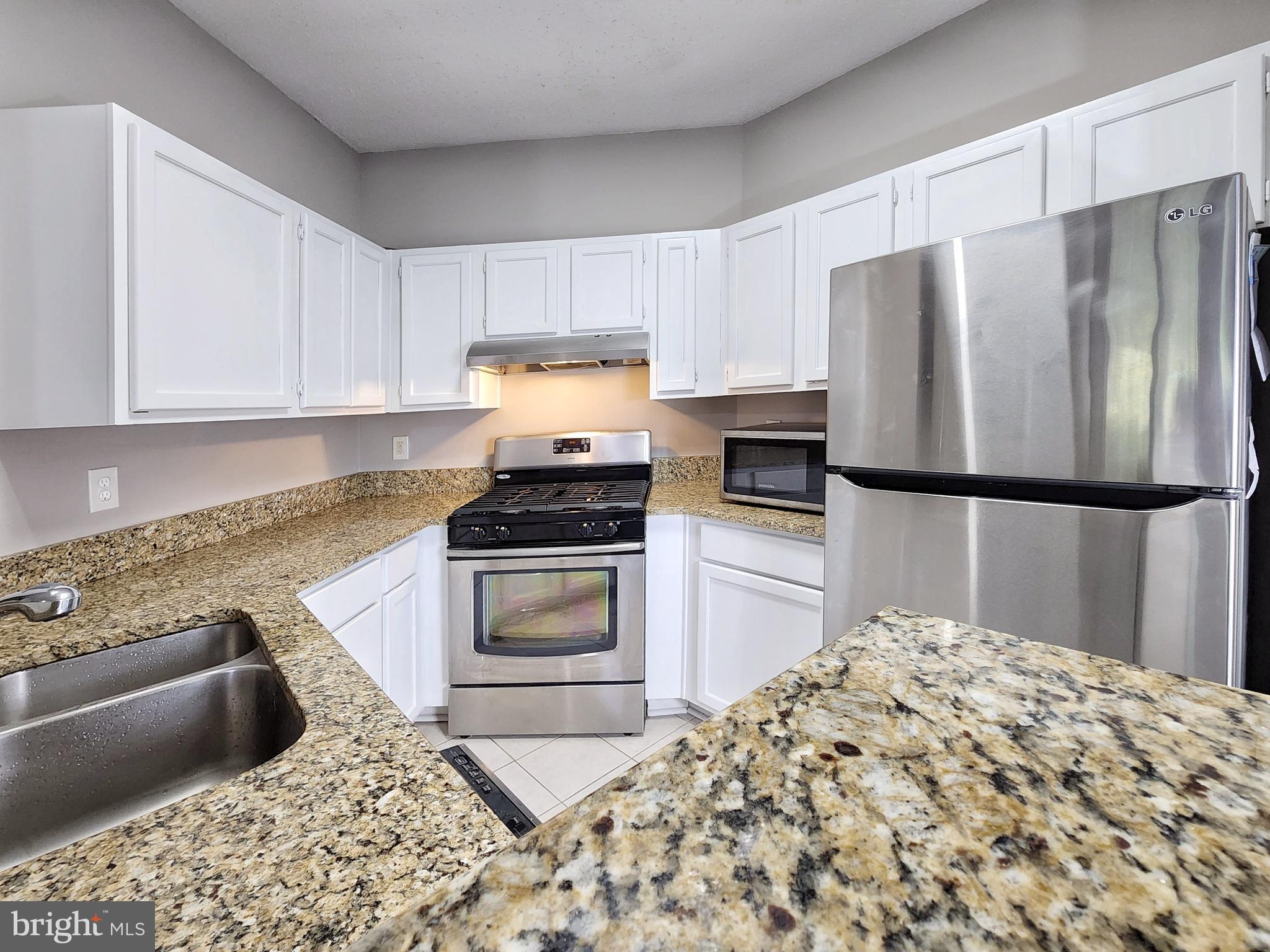 SANDERLING CONDO - Residential