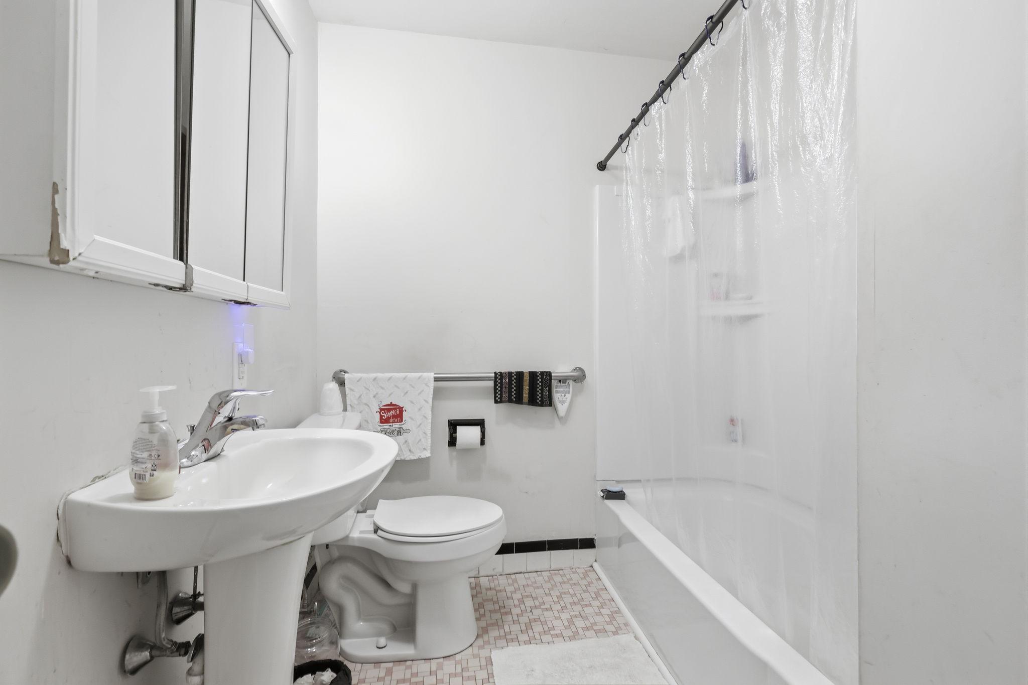 LANSDALE - Residential