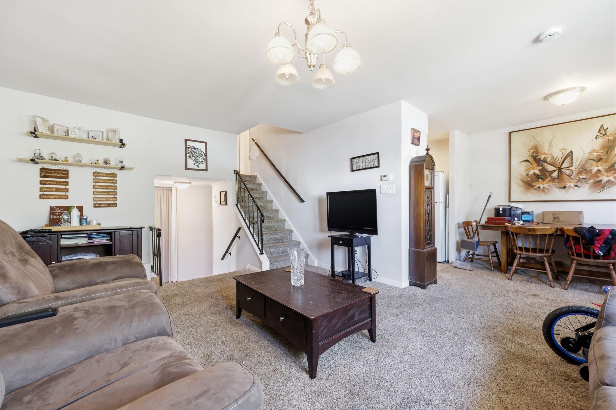 LANSDALE - Residential