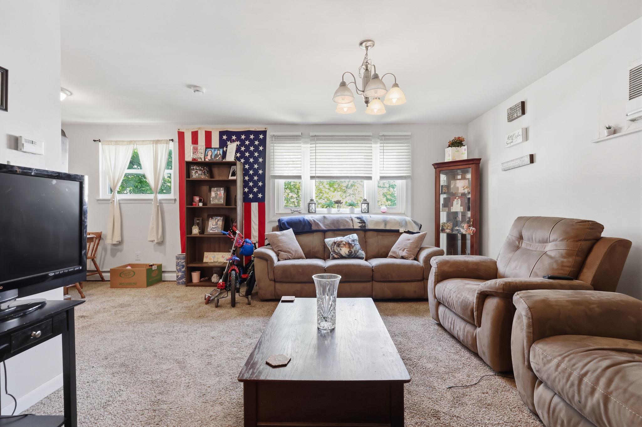 LANSDALE - Residential