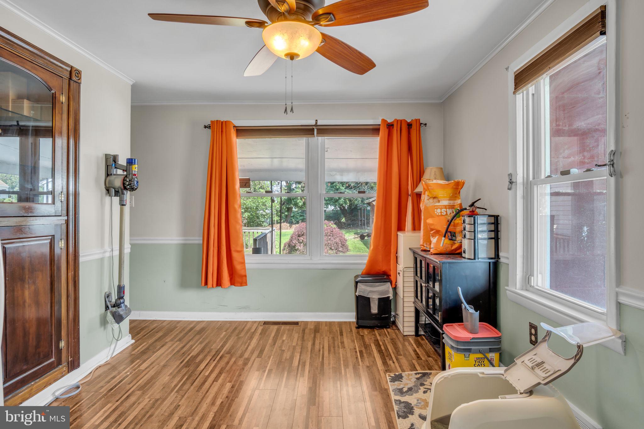 VALLEY VIEW ACRES - Residential