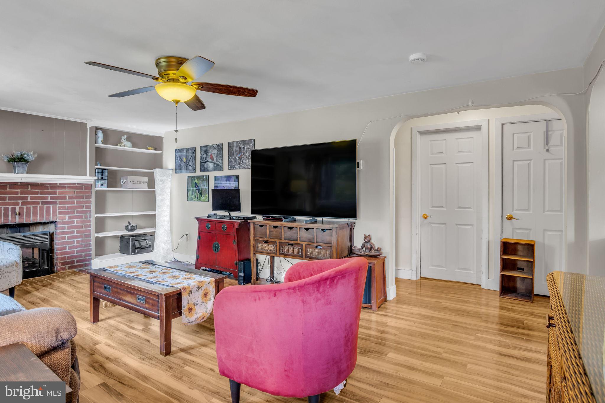 VALLEY VIEW ACRES - Residential