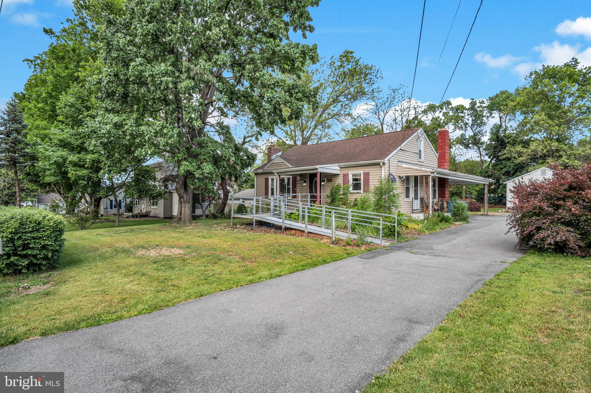 VALLEY VIEW ACRES - Residential
