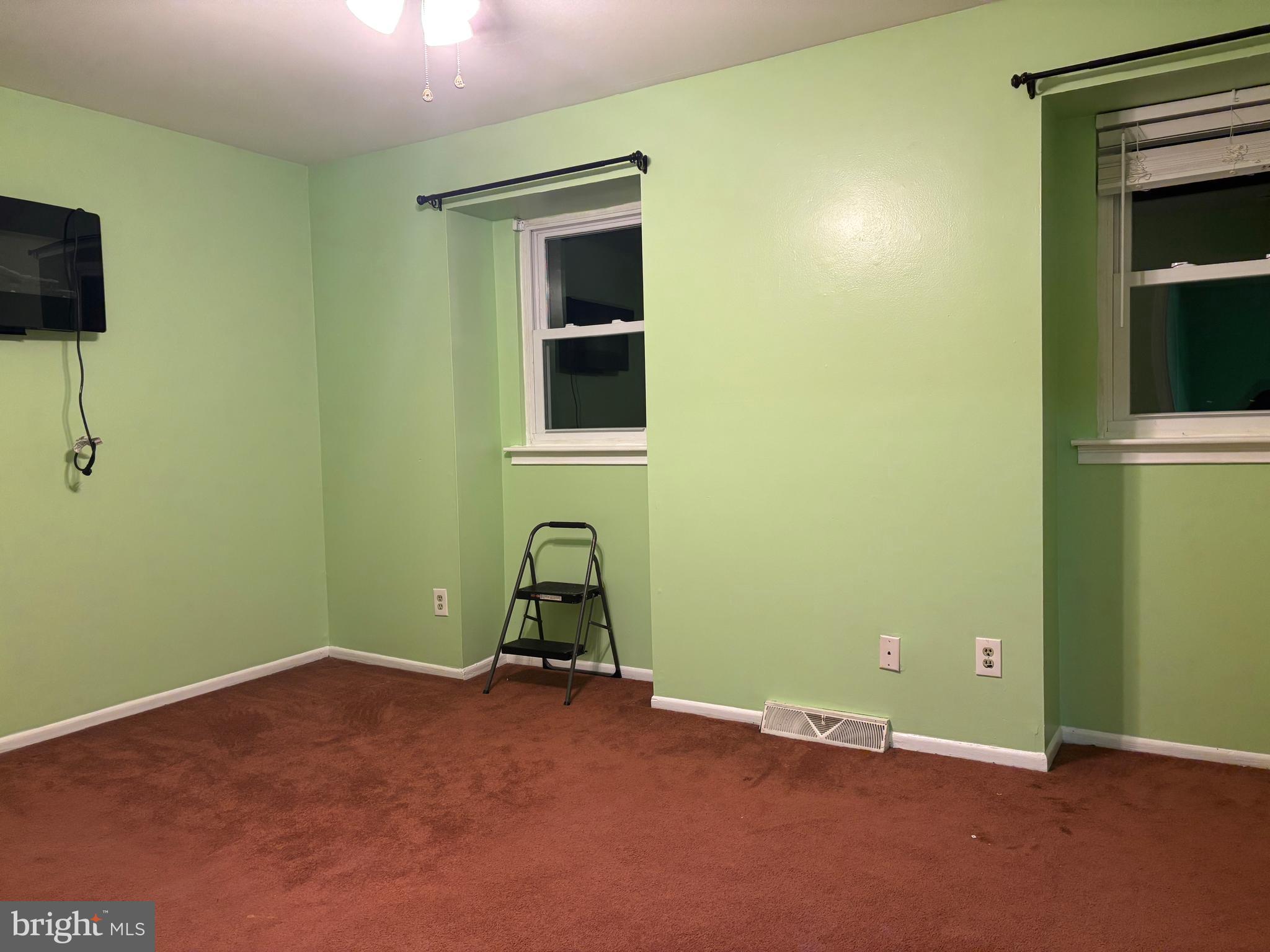 THE EAGLE - Residential