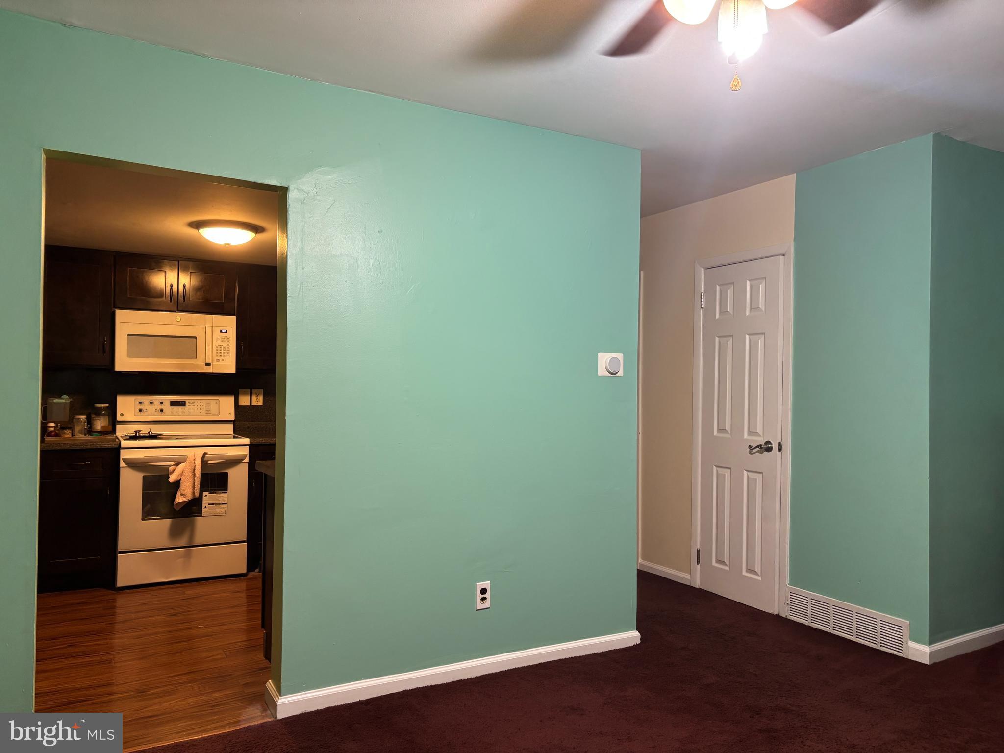 THE EAGLE - Residential