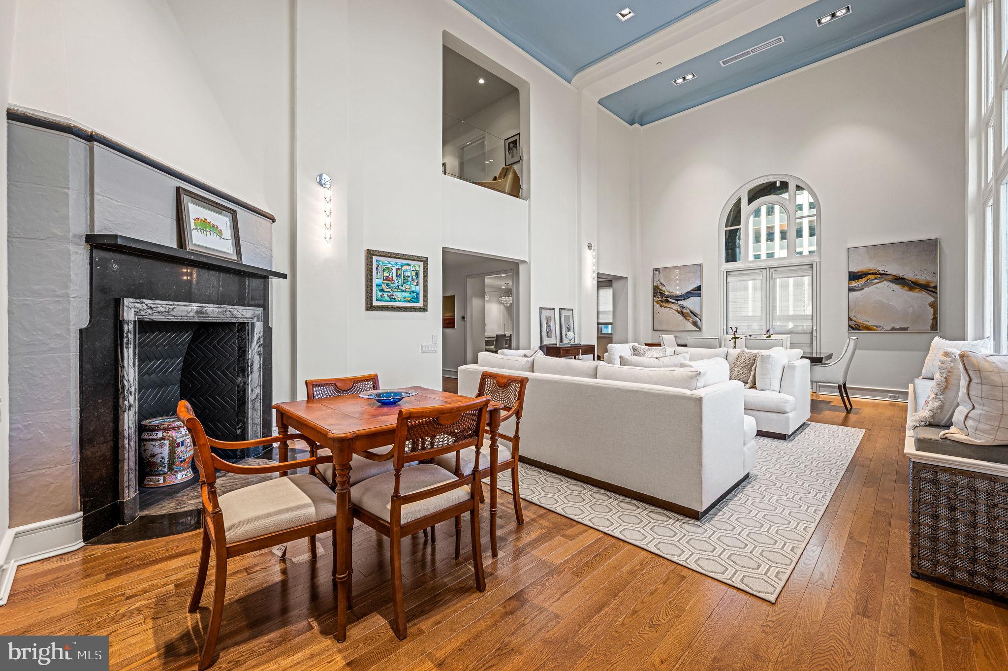 RITTENHOUSE SQUARE - Residential