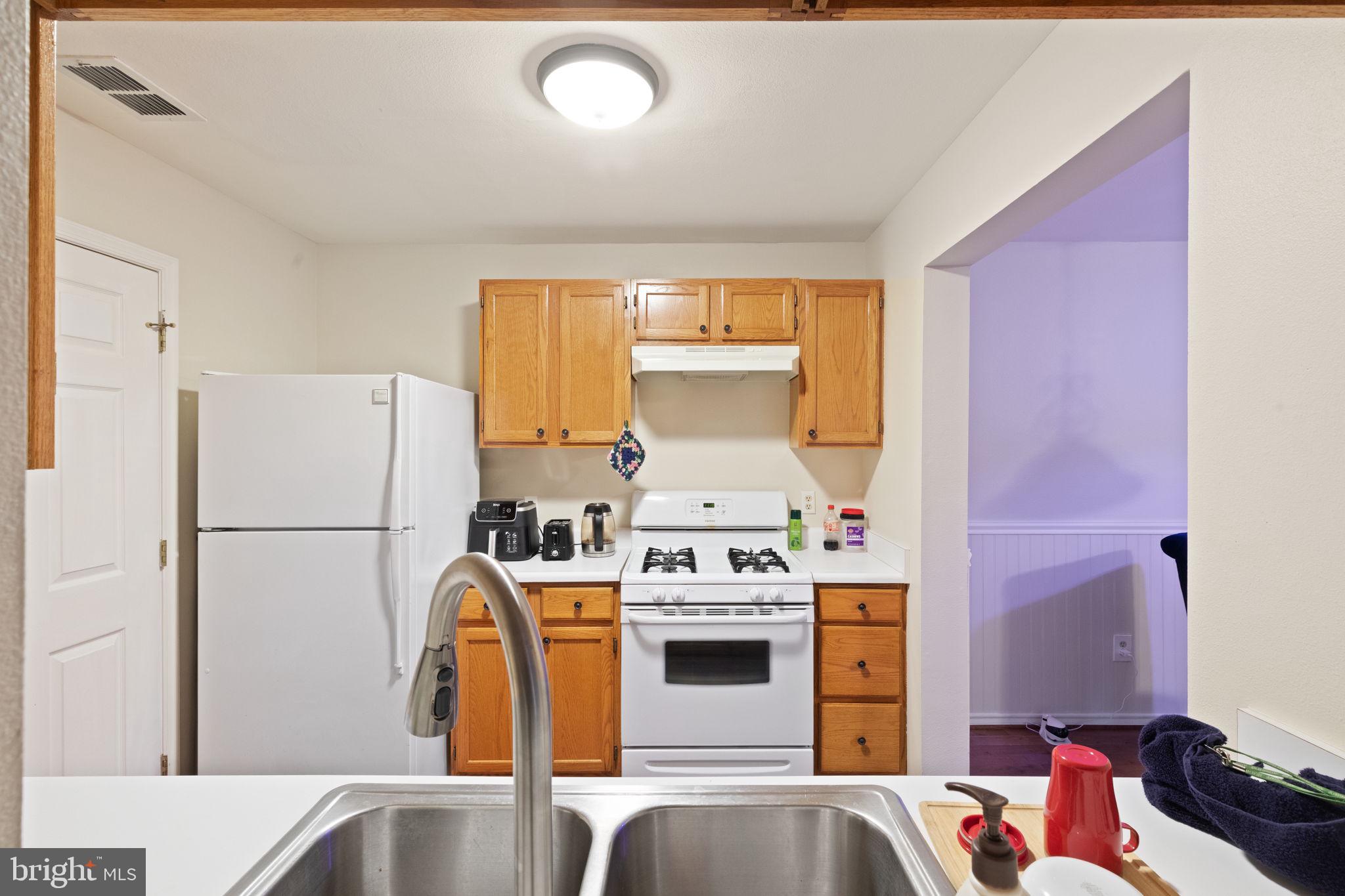 ENGLISH COUNTRY MANOR - Residential