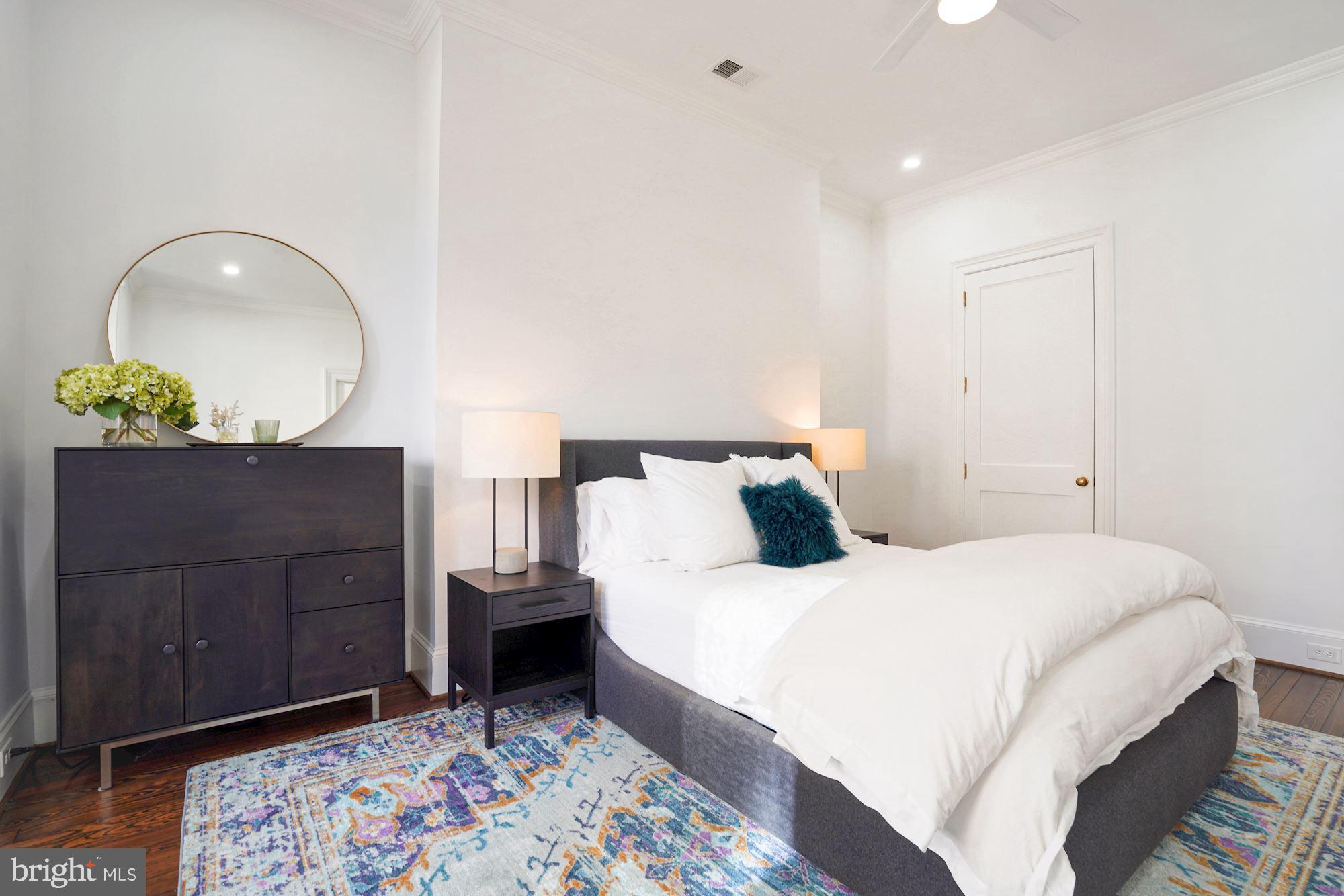DUPONT CIRCLE - Residential