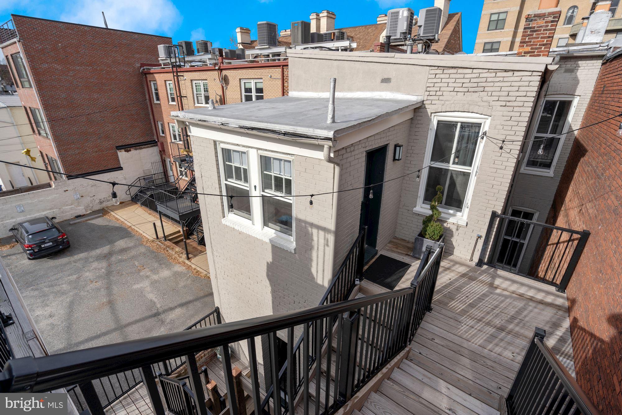 DUPONT CIRCLE - Residential