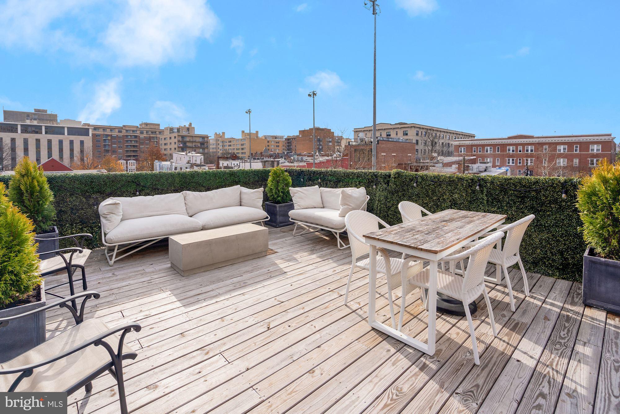 DUPONT CIRCLE - Residential