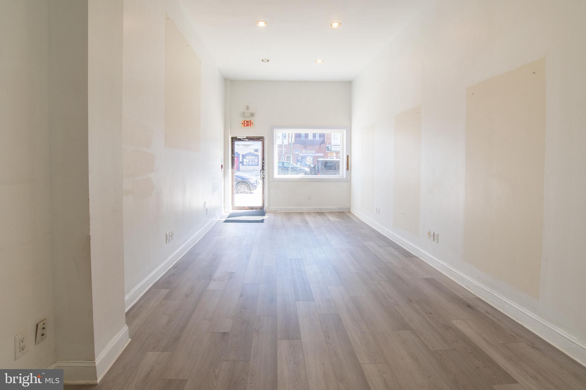 LOWER MOYAMENSING - Commercial Lease