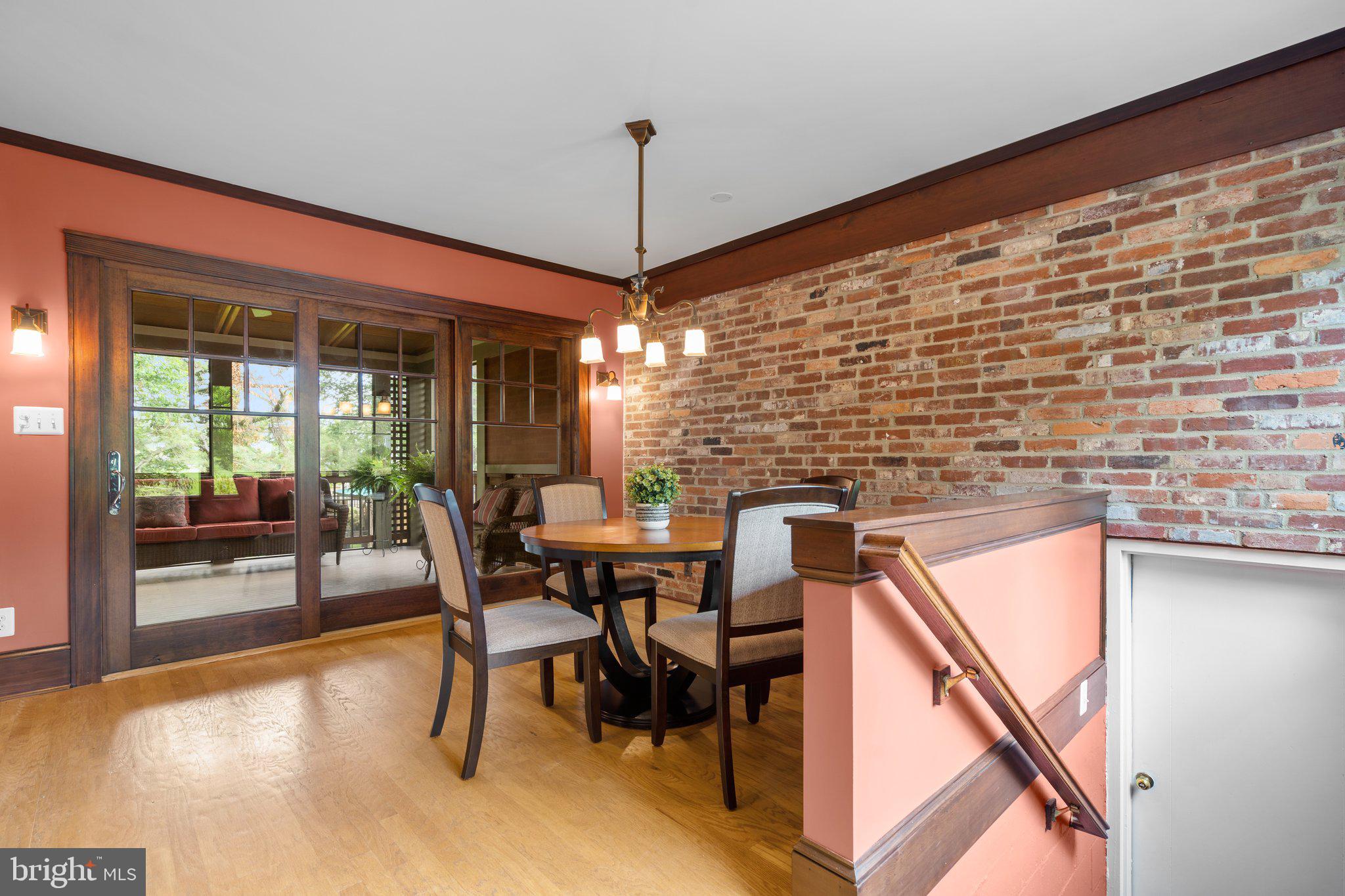 RETLAW TERRACE - Residential