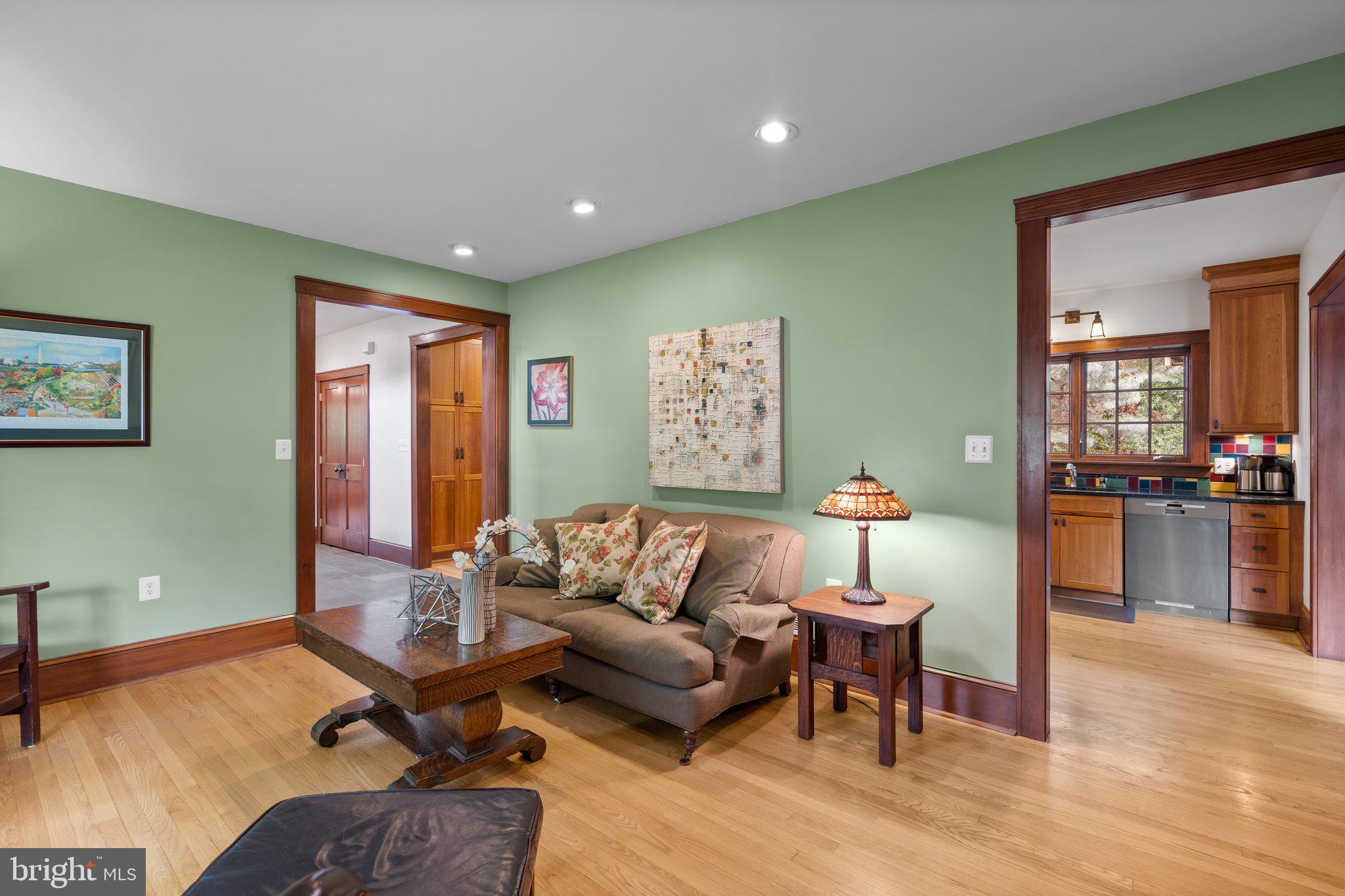 RETLAW TERRACE - Residential