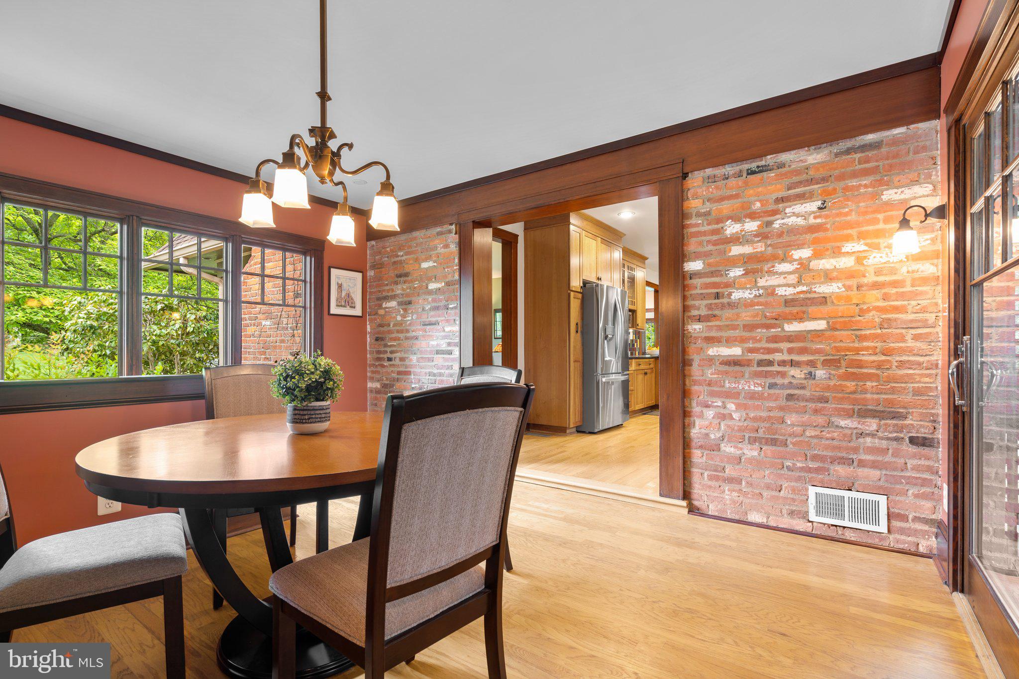 RETLAW TERRACE - Residential