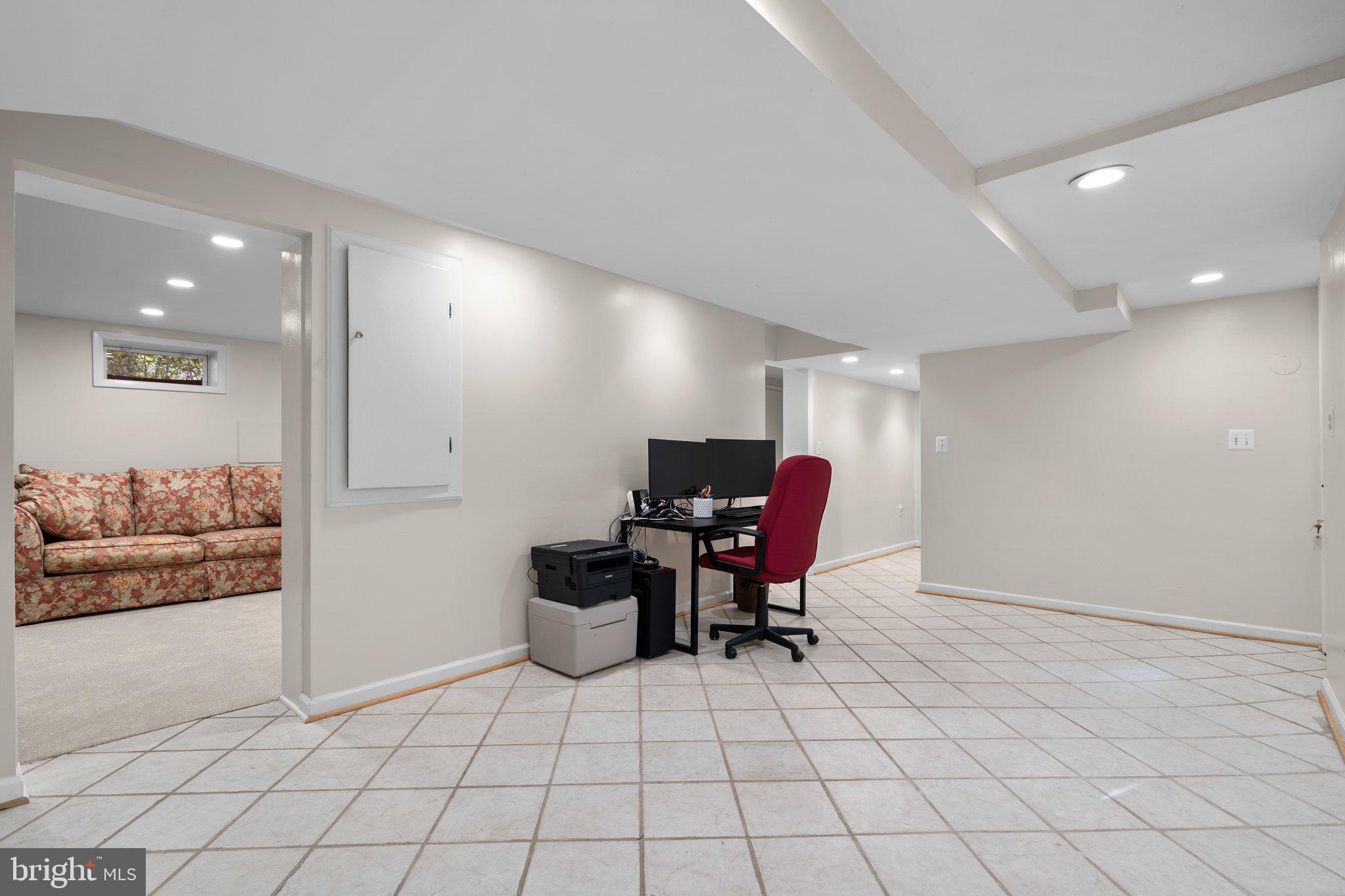 RETLAW TERRACE - Residential