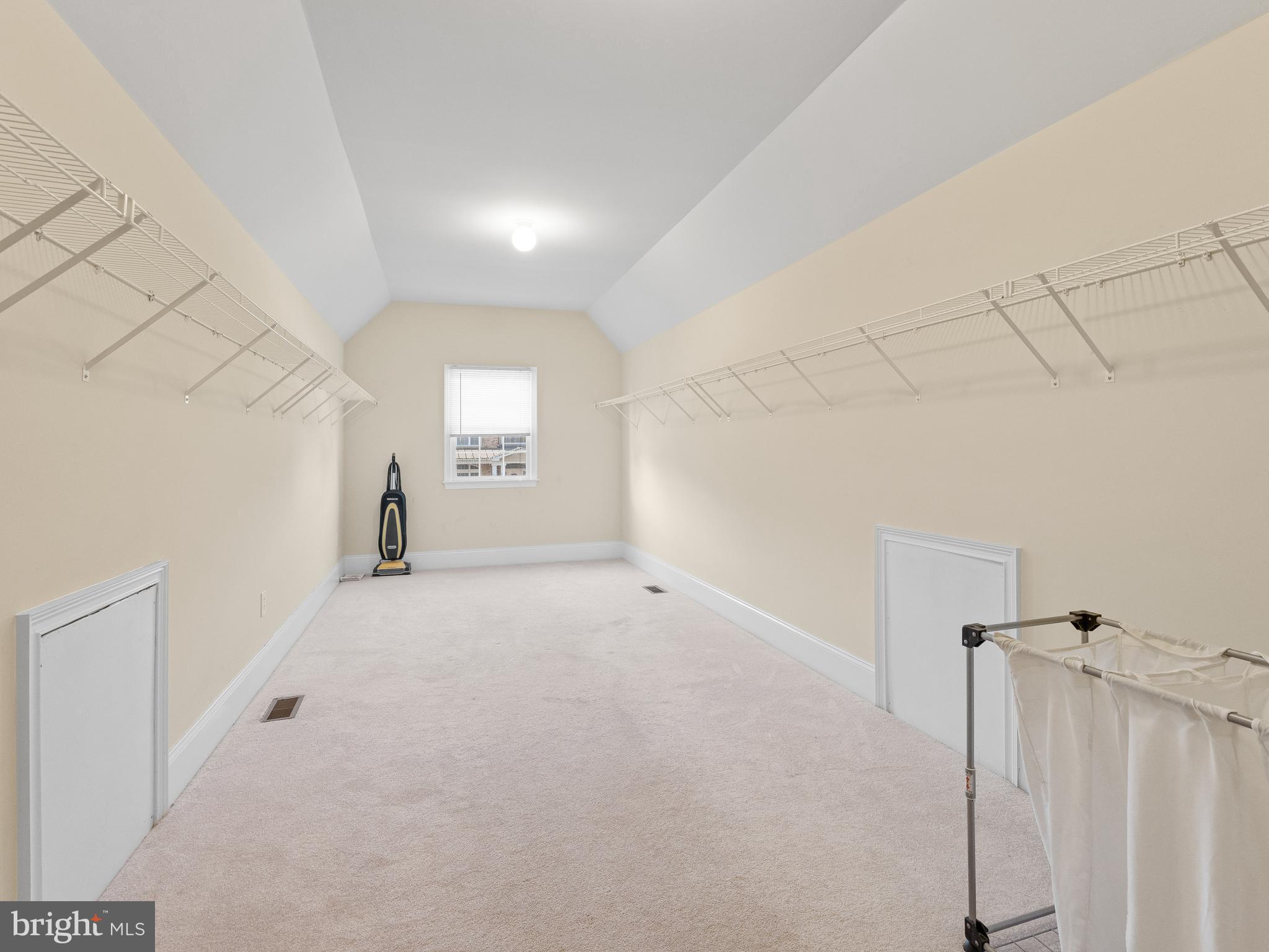 ESTATES AT GARNET VA - Residential