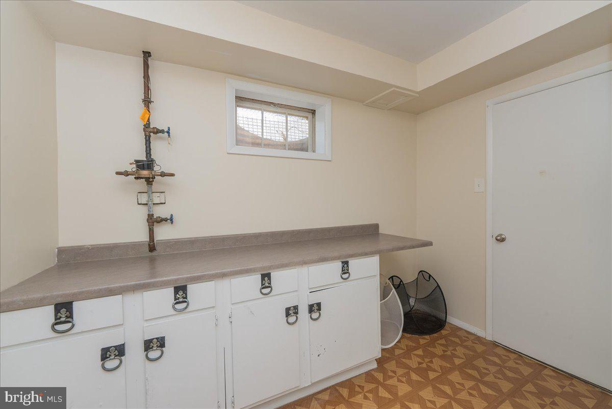 SUNSET VILLAGE - Residential