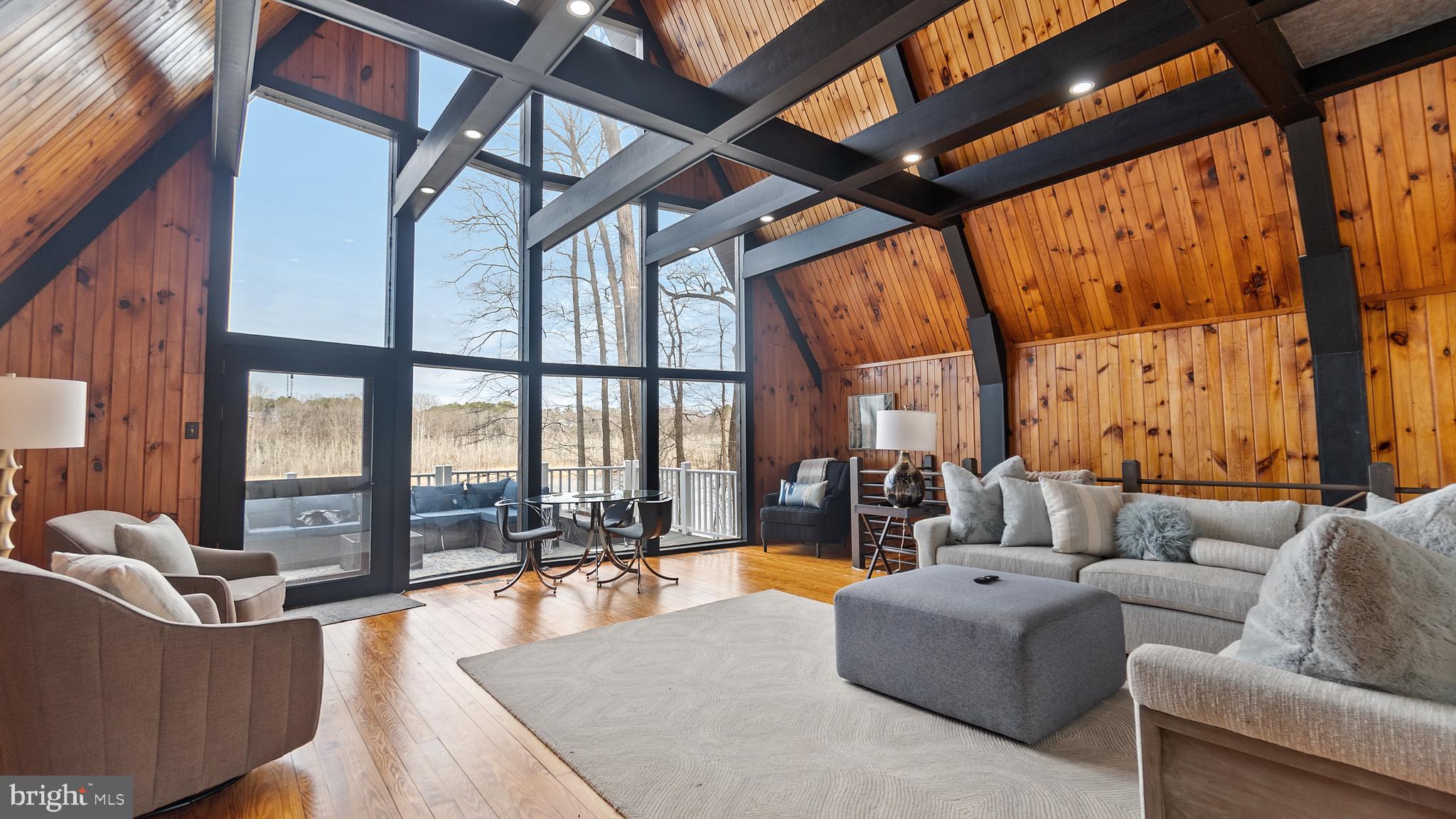 EASTON - Residential