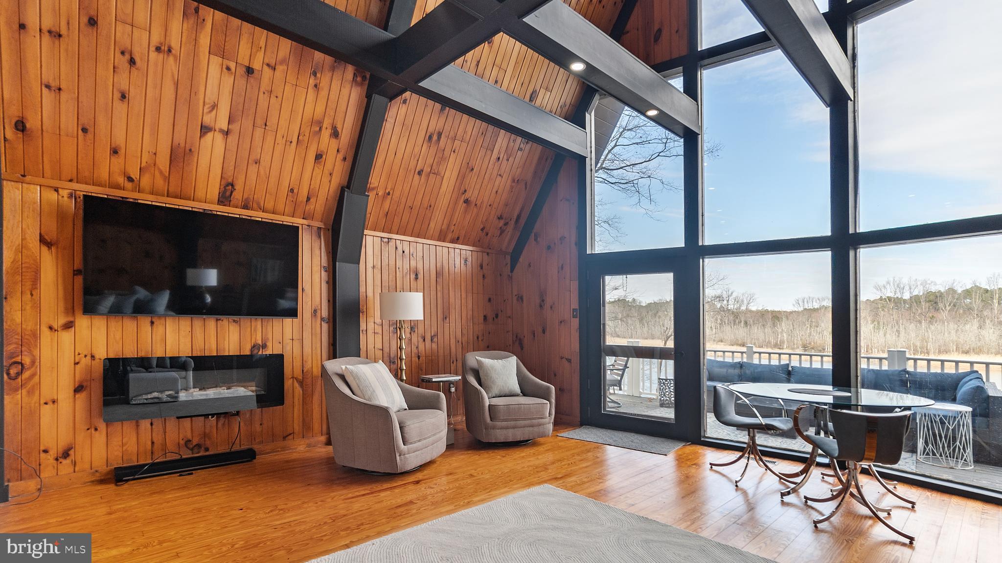 EASTON - Residential