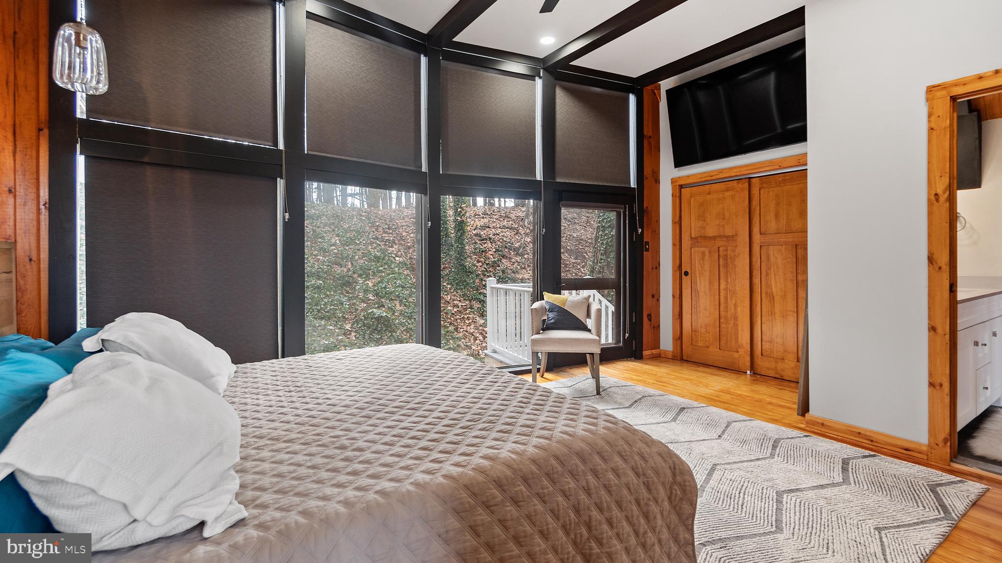 EASTON - Residential