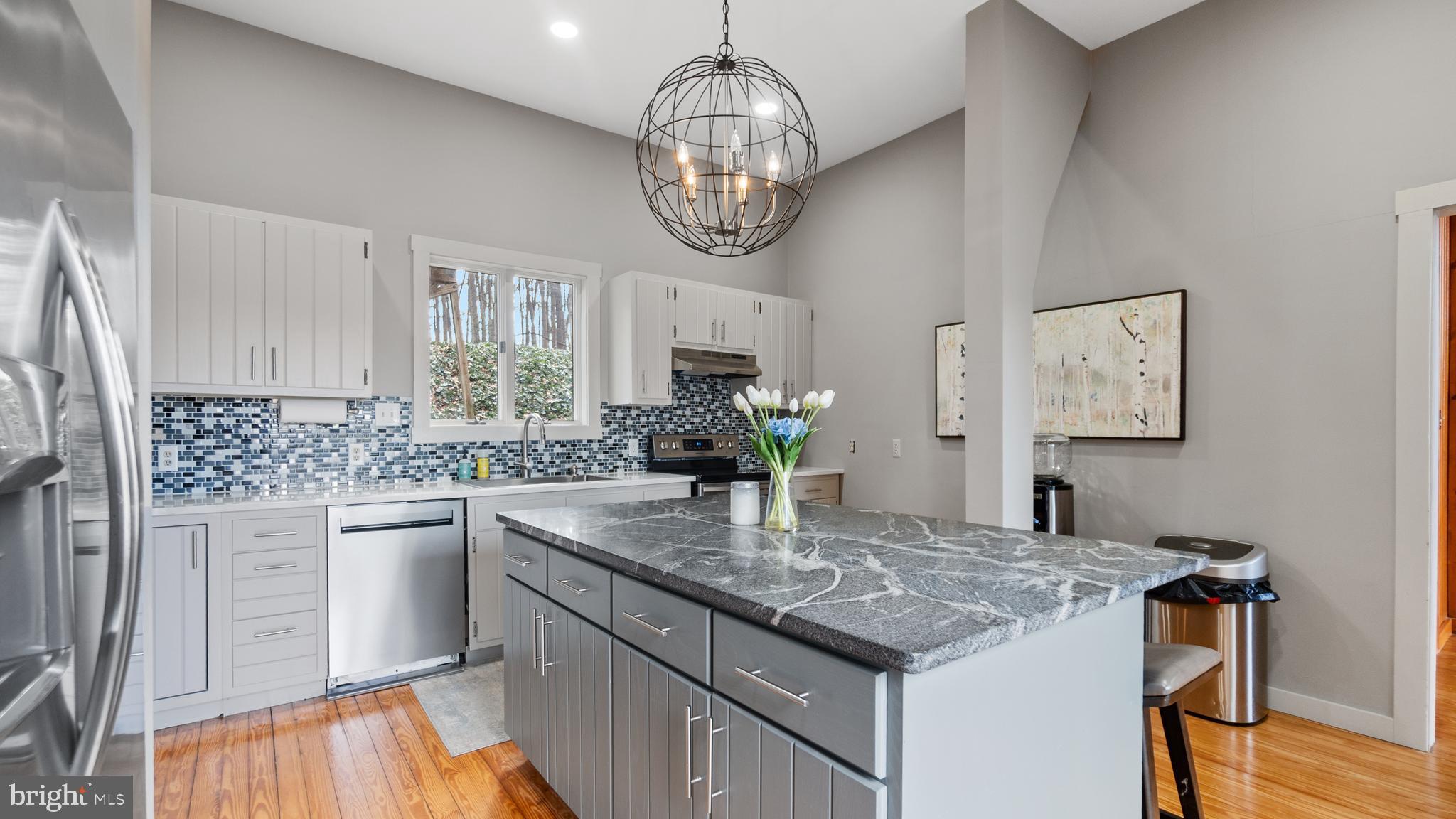 EASTON - Residential