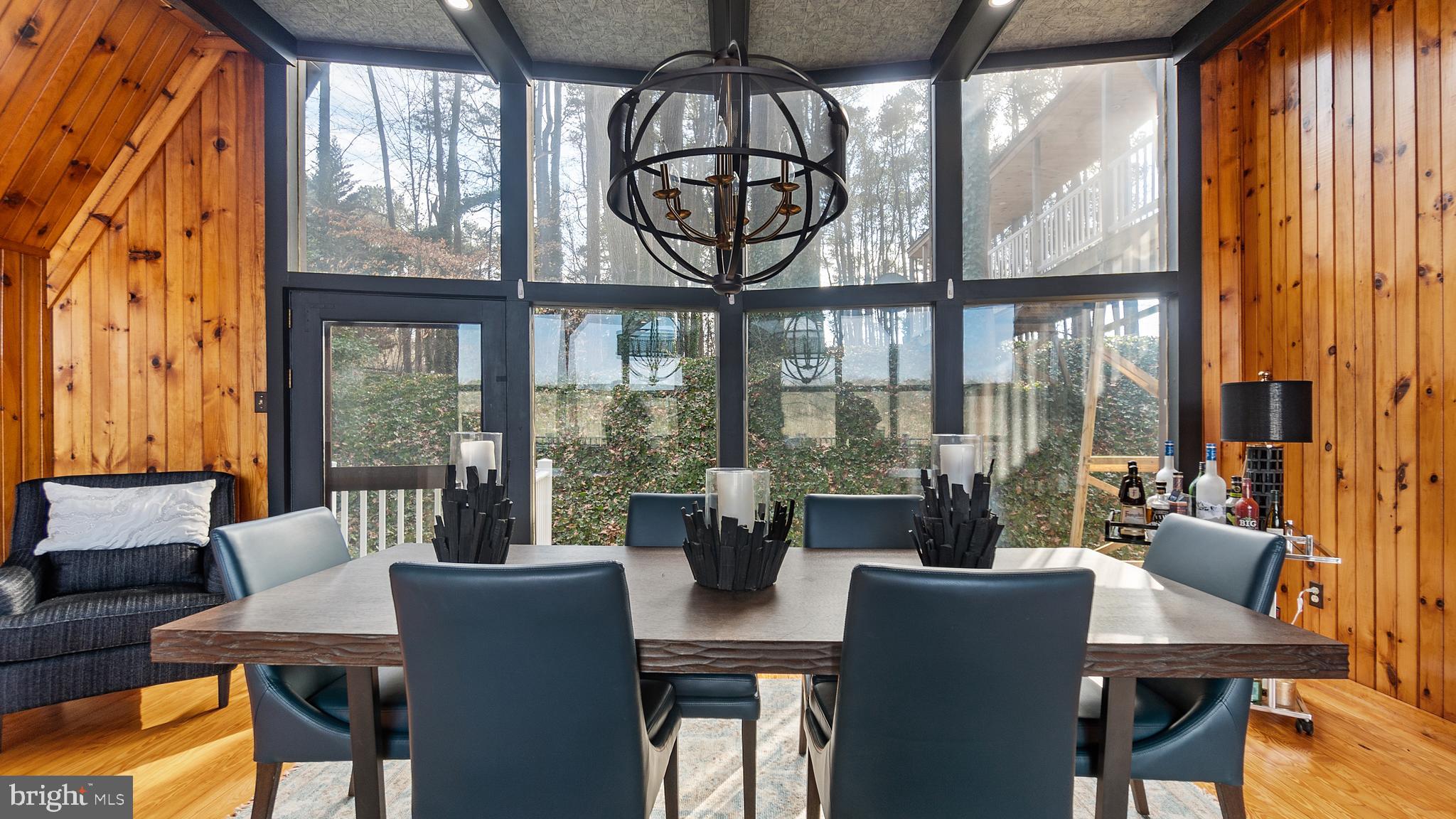 EASTON - Residential